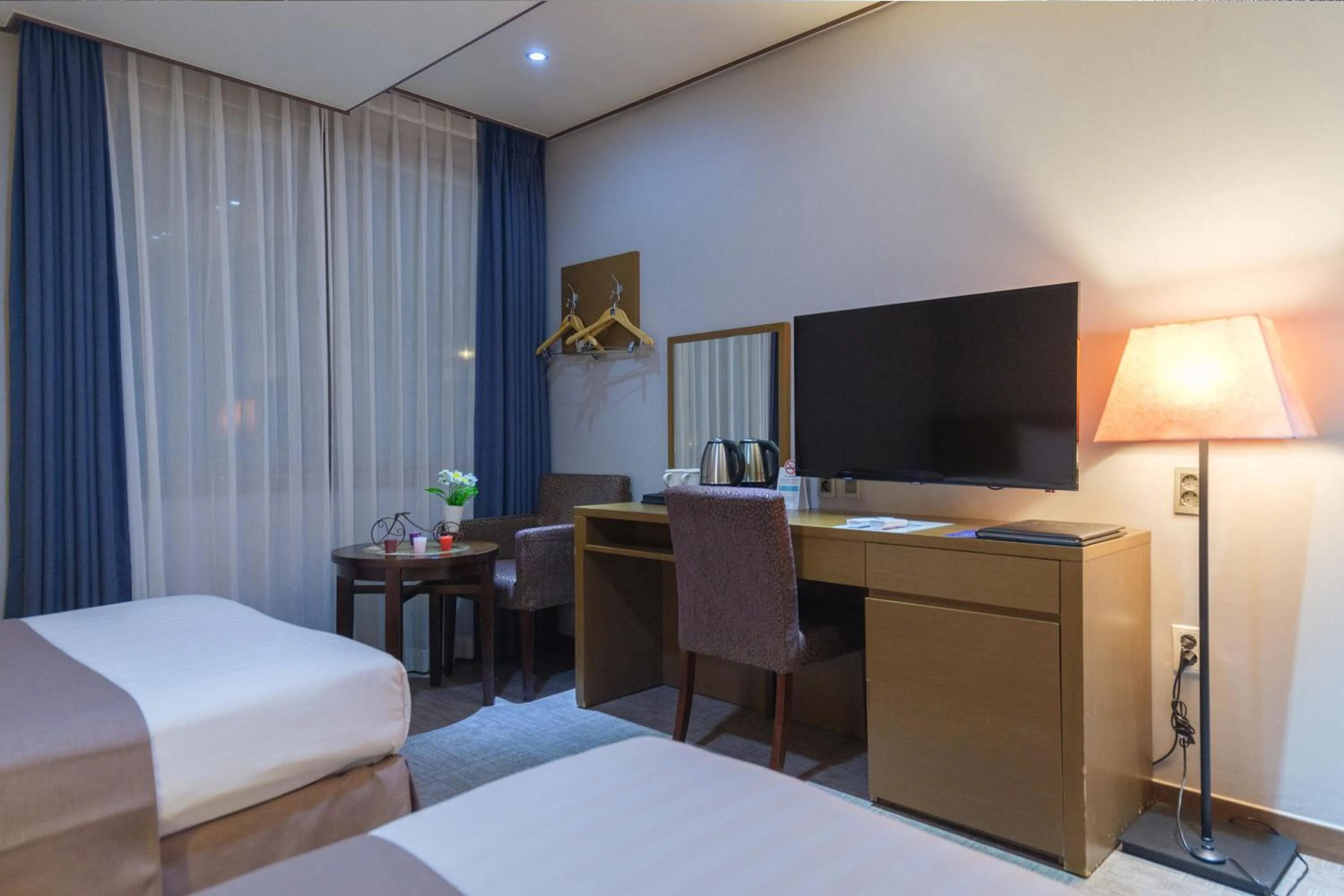 Family Twin in Benikea Hotel Jeju