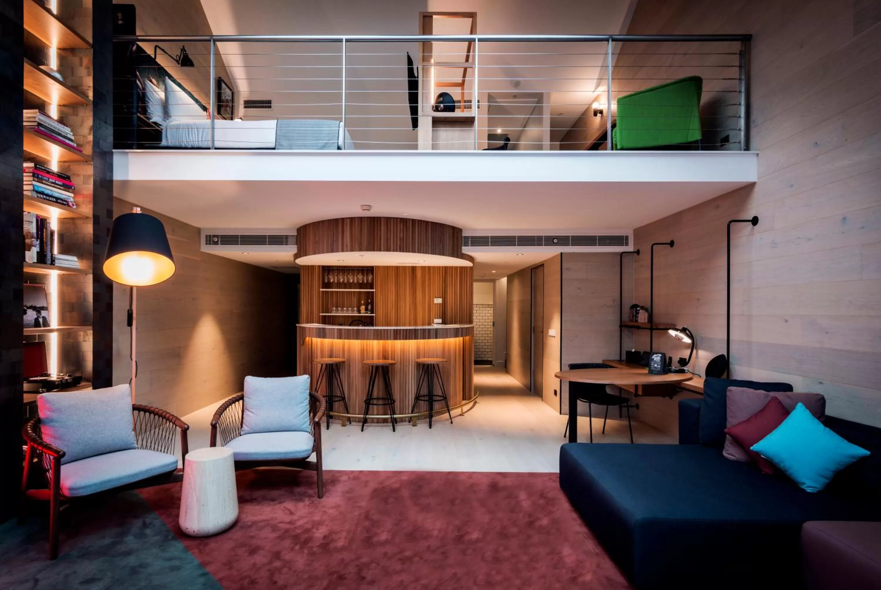 Ultraroo - Ultra Suite- Loft in Ovolo Sydney Woolloomooloo, a Wyndham Hotel