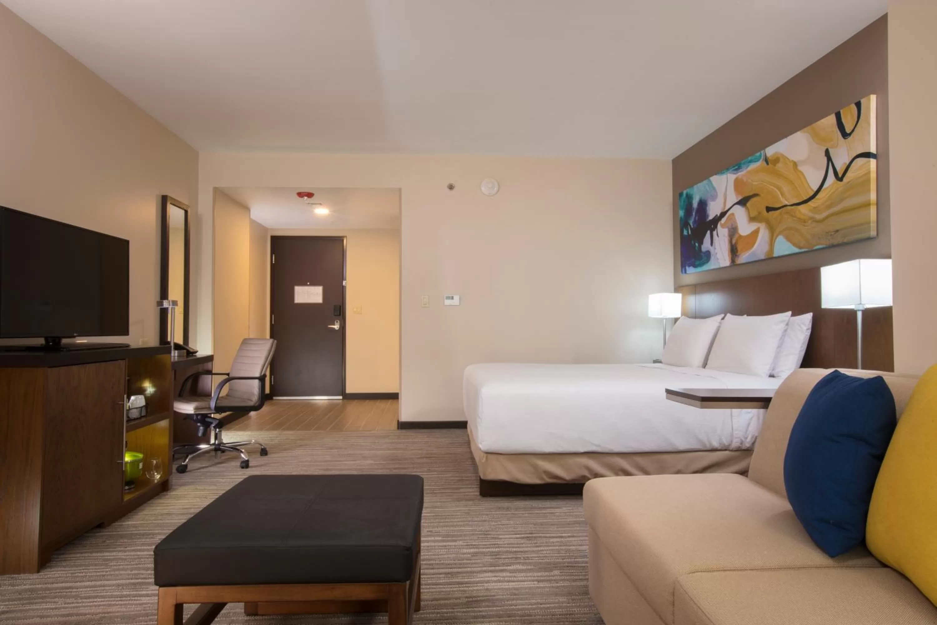 King Room with Sofa Bed - High Floor in Hyatt Place Aguascalientes Bonaterra