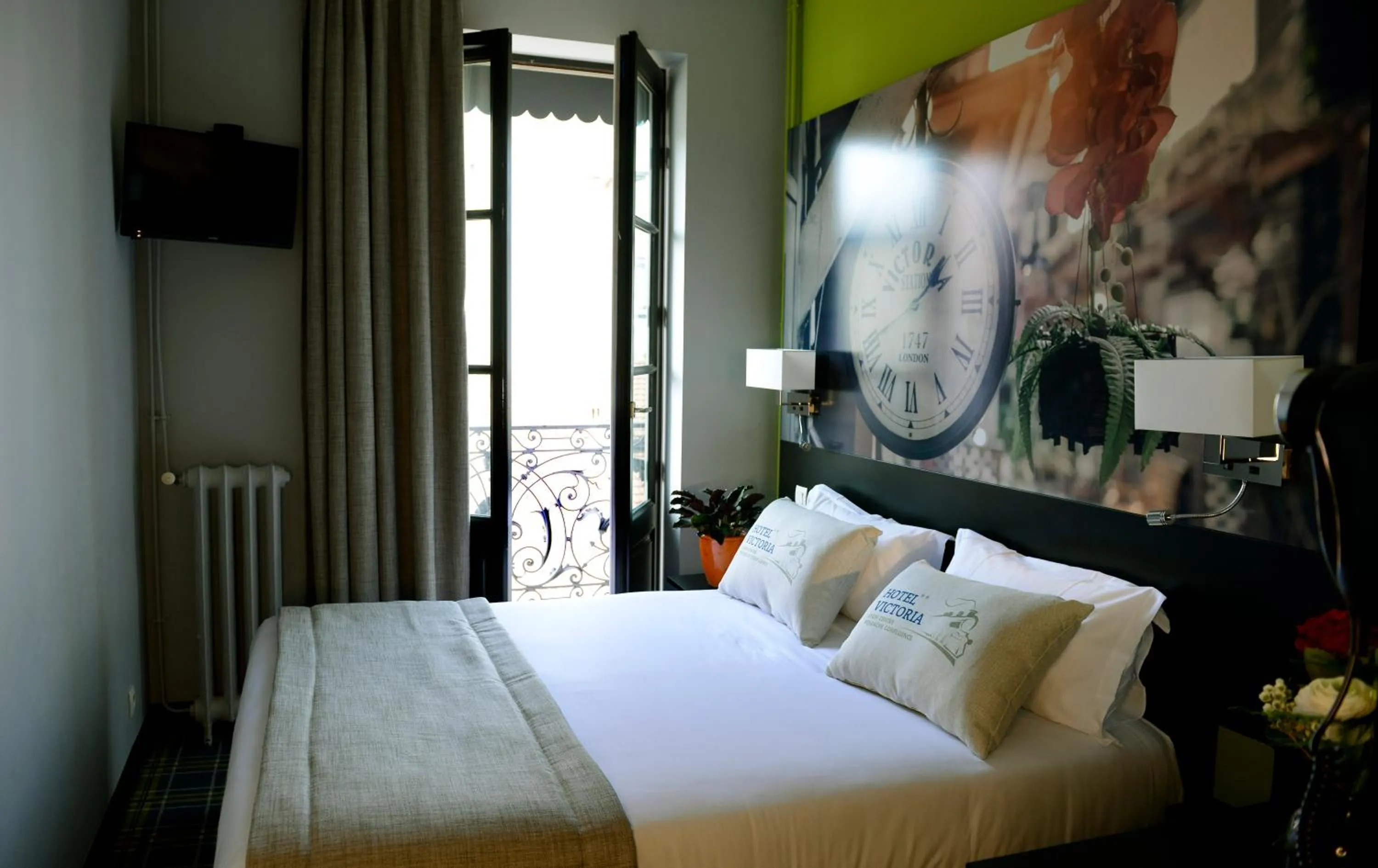 Classic Double Room in Hotel Victoria Lyon Perrache Confluence