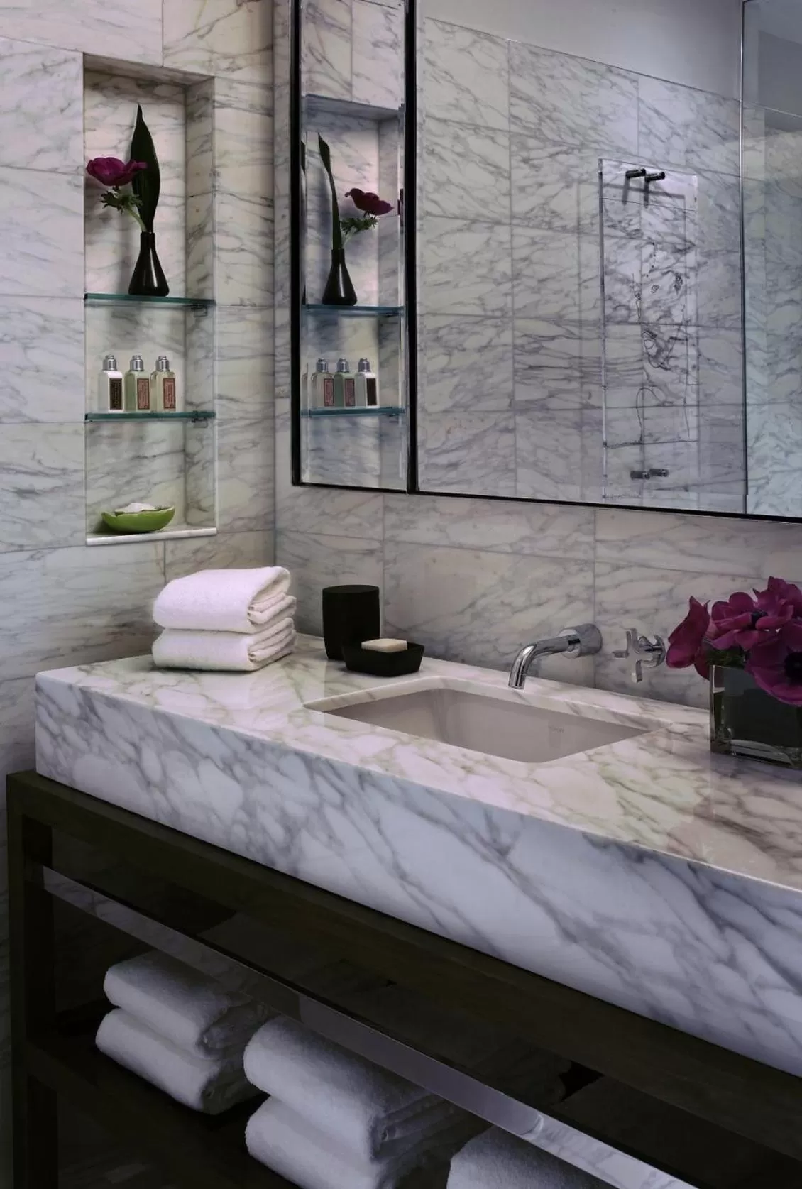 One-Bedroom King Suite with Rain Shower in Kimpton Hotel Eventi by IHG