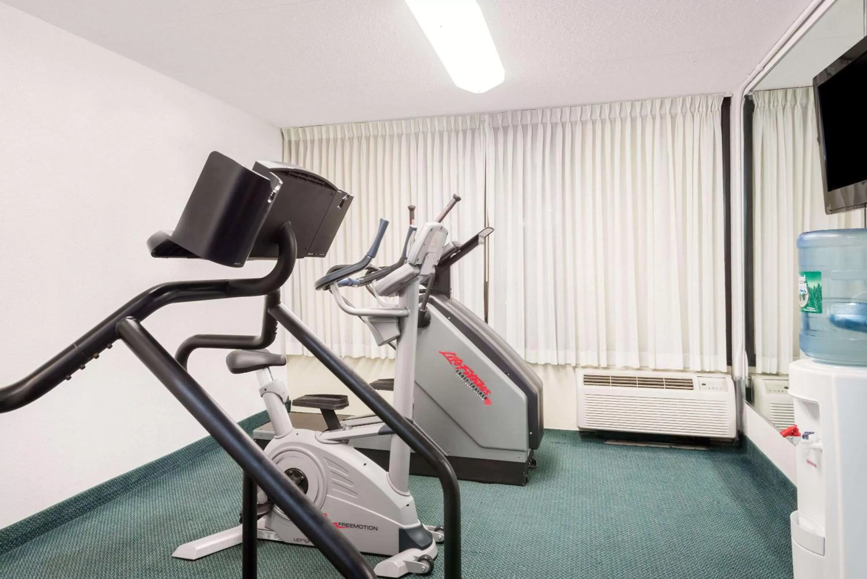Ramada by Wyndham Watertown Thousand