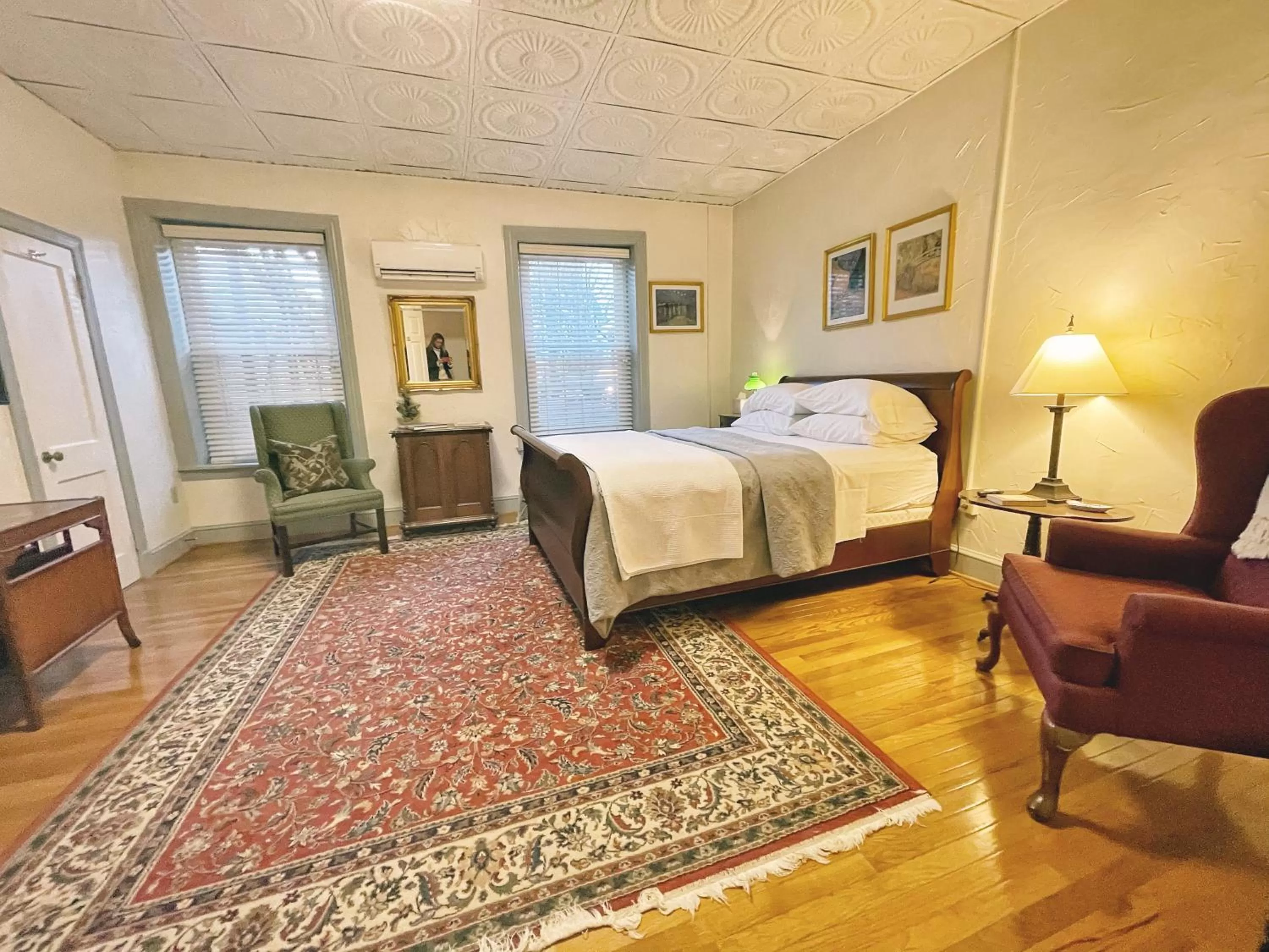 Executive Suite in James Buchanan Hotel, Trademark Collection by Wyndham