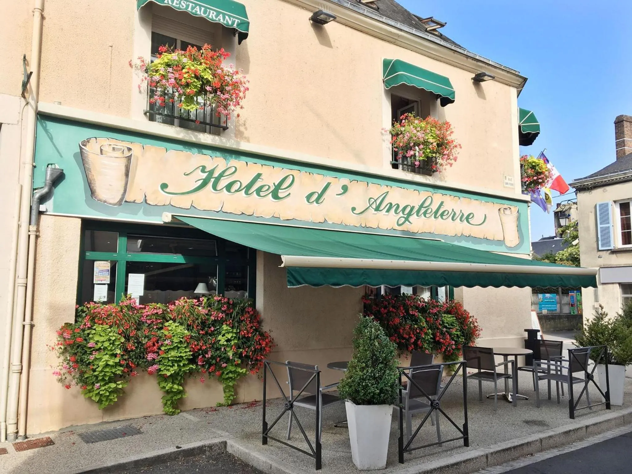 Logis Hôtel & Restaurant d'Angleterre