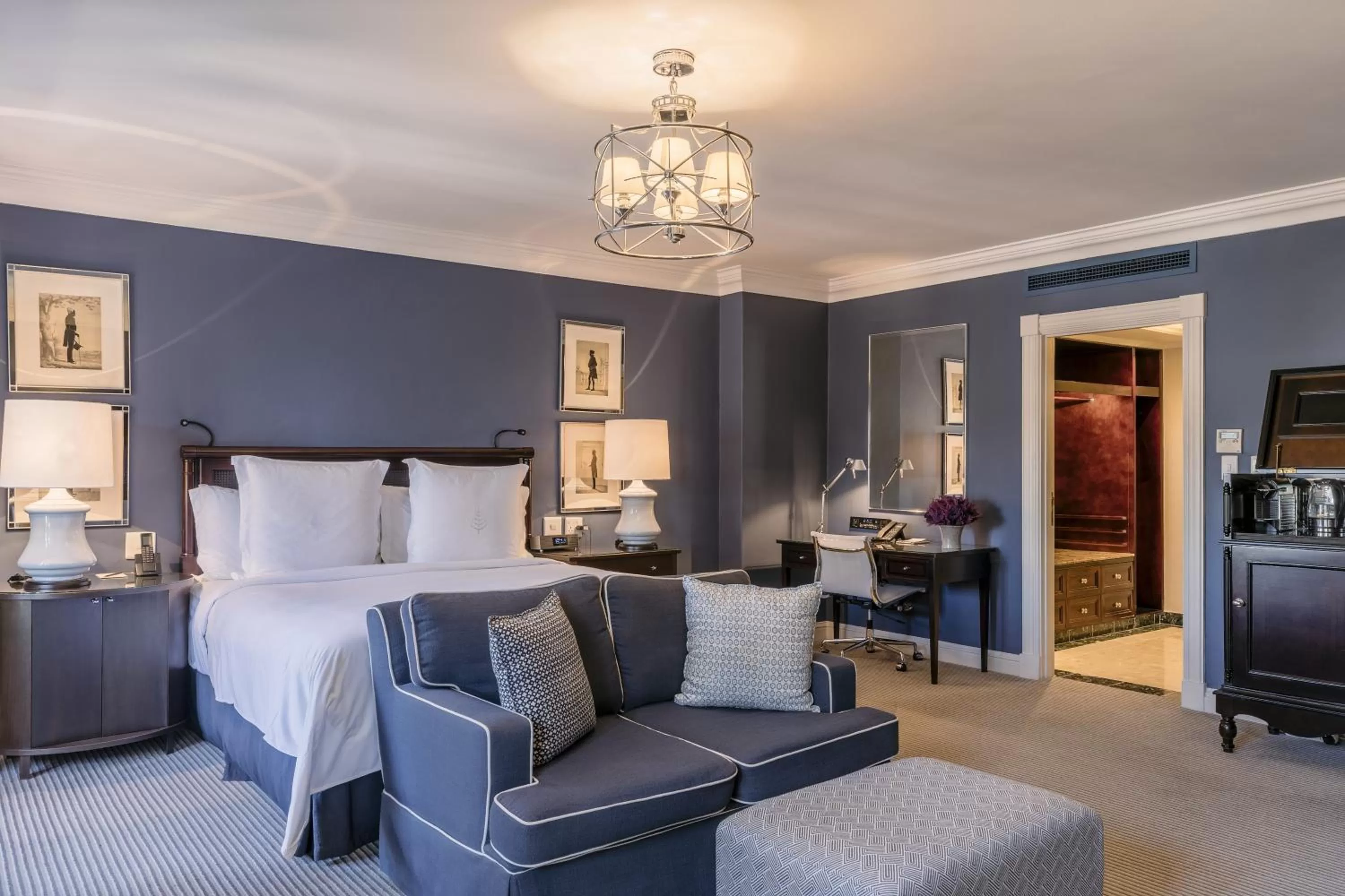 Garden View Premier Room in Four Seasons Hotel The Westcliff