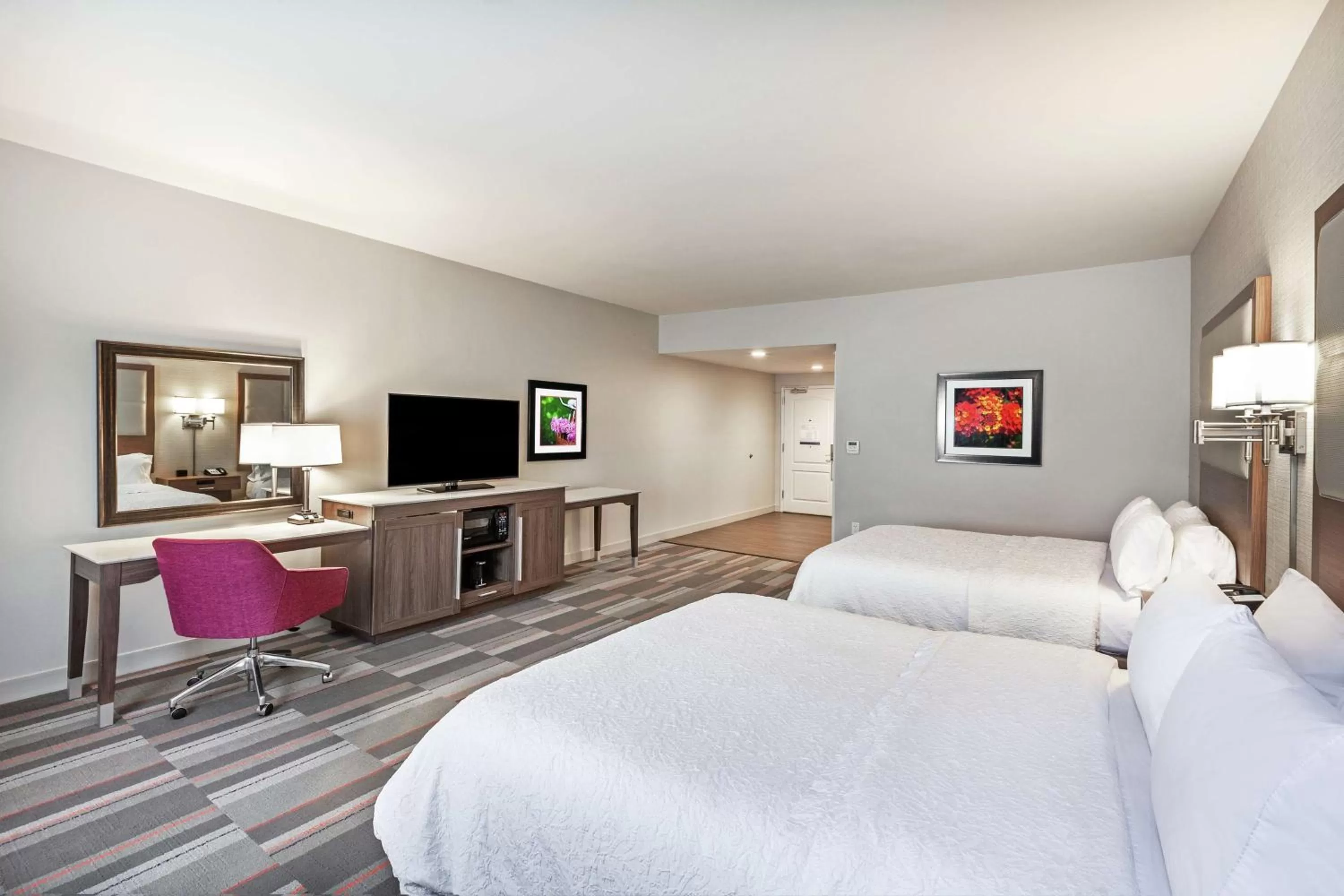 Queen Room with Two Queen Beds - Mobility Access/Non-Smoking in Hampton Inn North Little Rock McCain Mall, AR