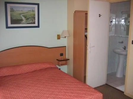 Standard Double Room in Hotel Ferney République