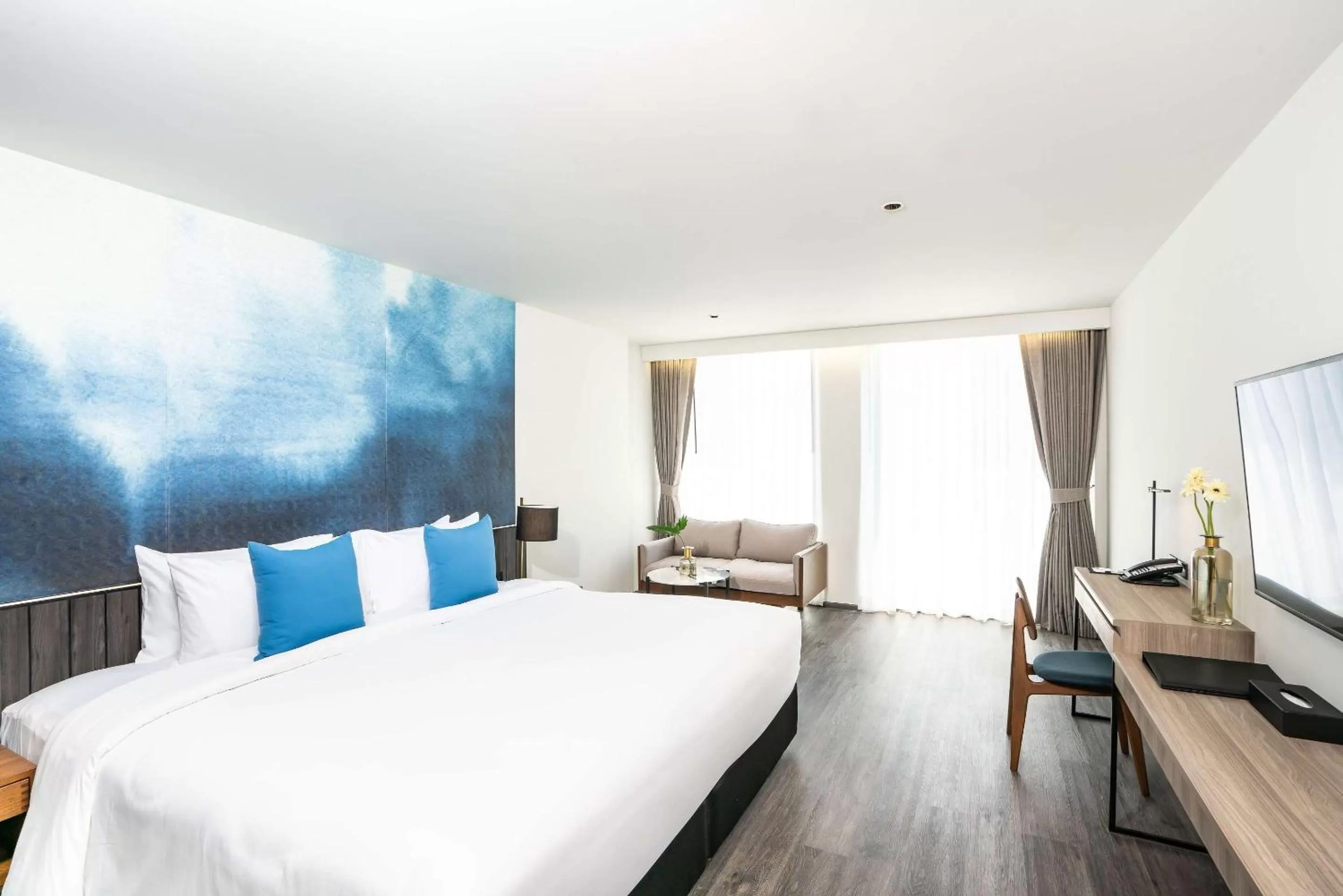 Deluxe Corner Double Room with Pool View - Non-Smoking in Best Western Plus Nexen Pattaya