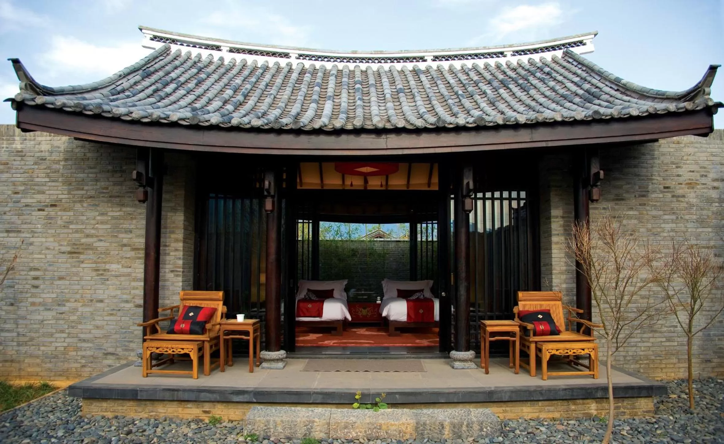 Two-Bedroom Mountain View Jet Pool View in Banyan Tree Lijiang