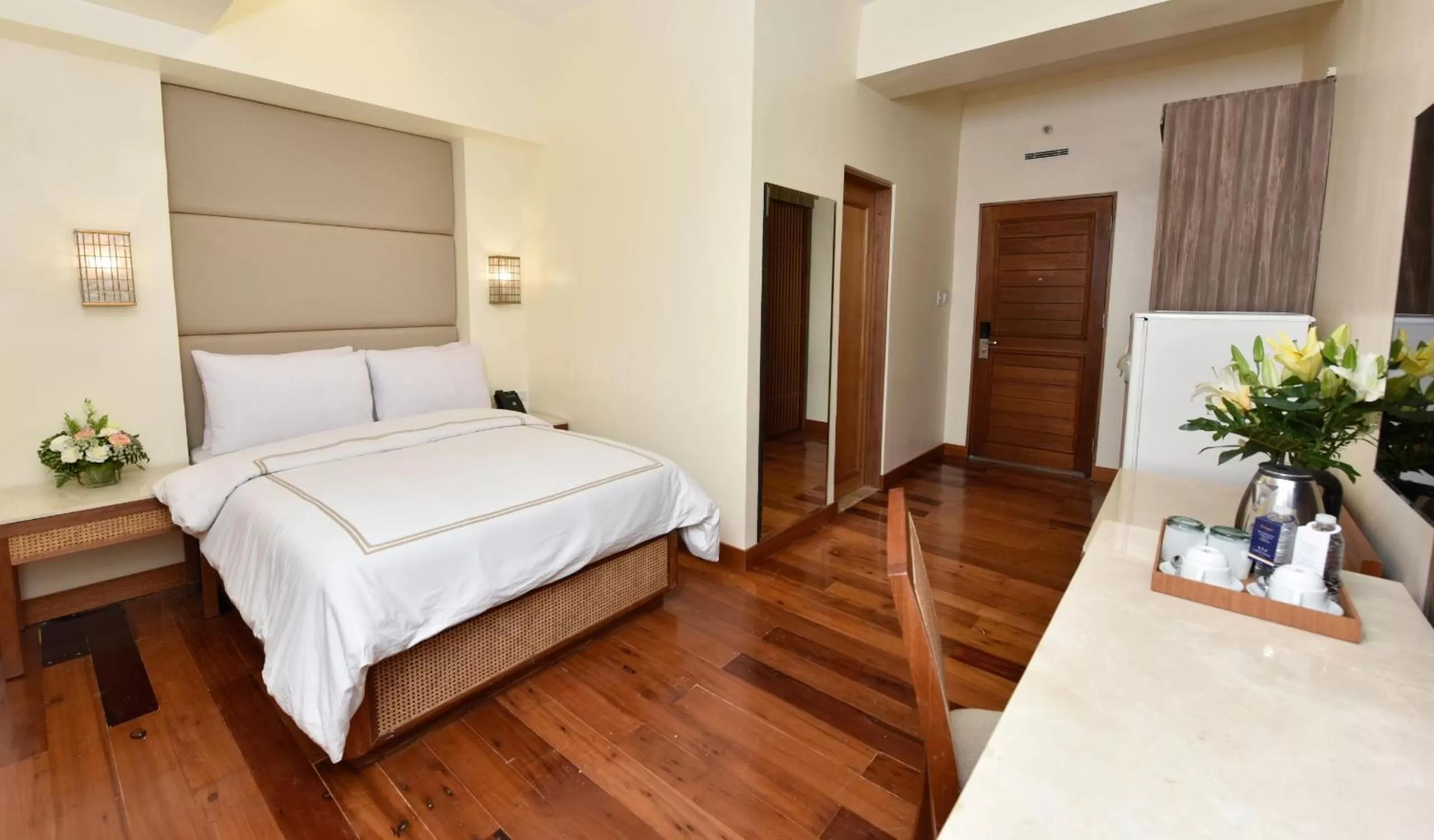 Pinoy Suite - EDSA Wing in Kabayan Hotel Pasay