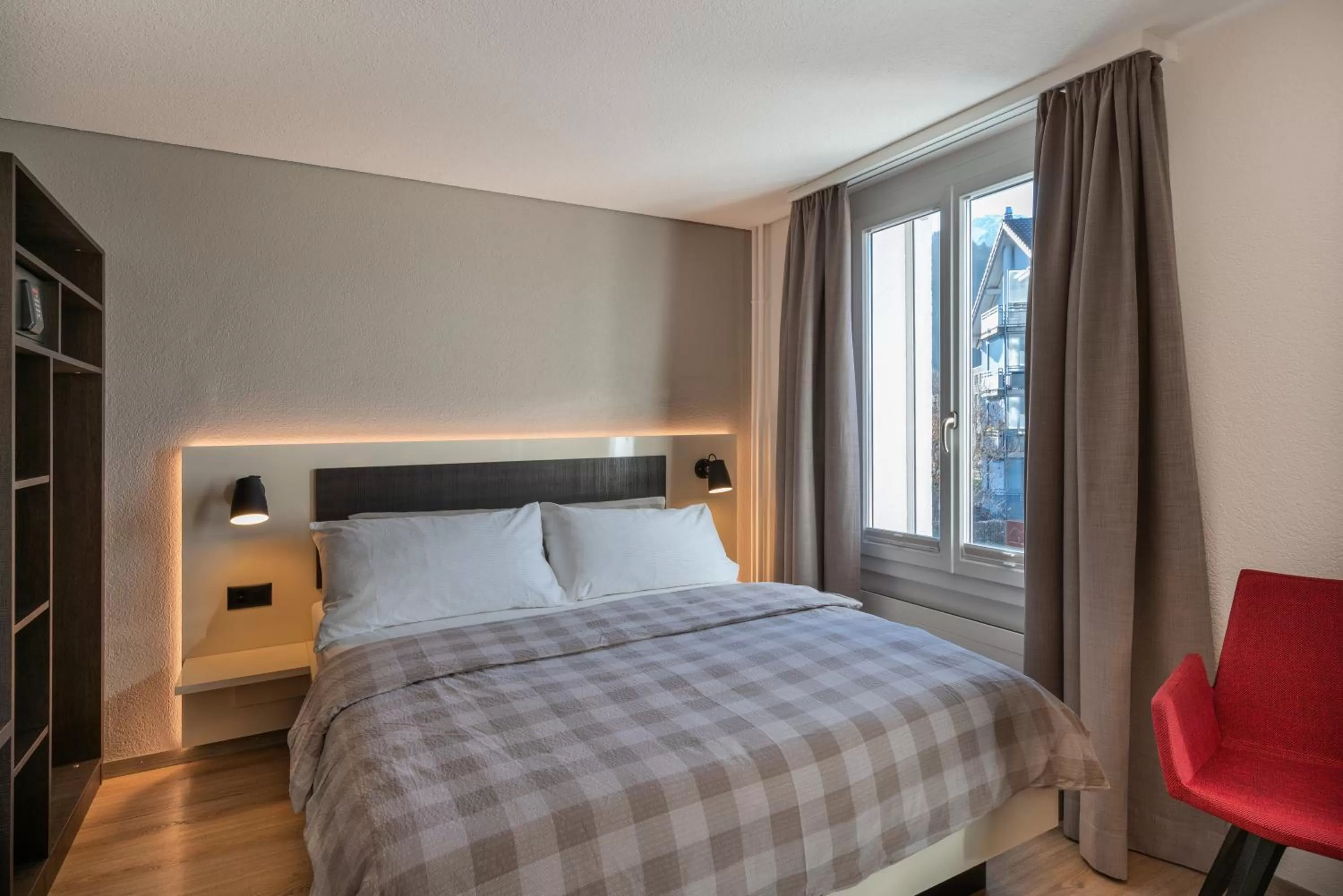 Economy Double Room with Air Conditioning in Hotel Derby Interlaken - self check-in