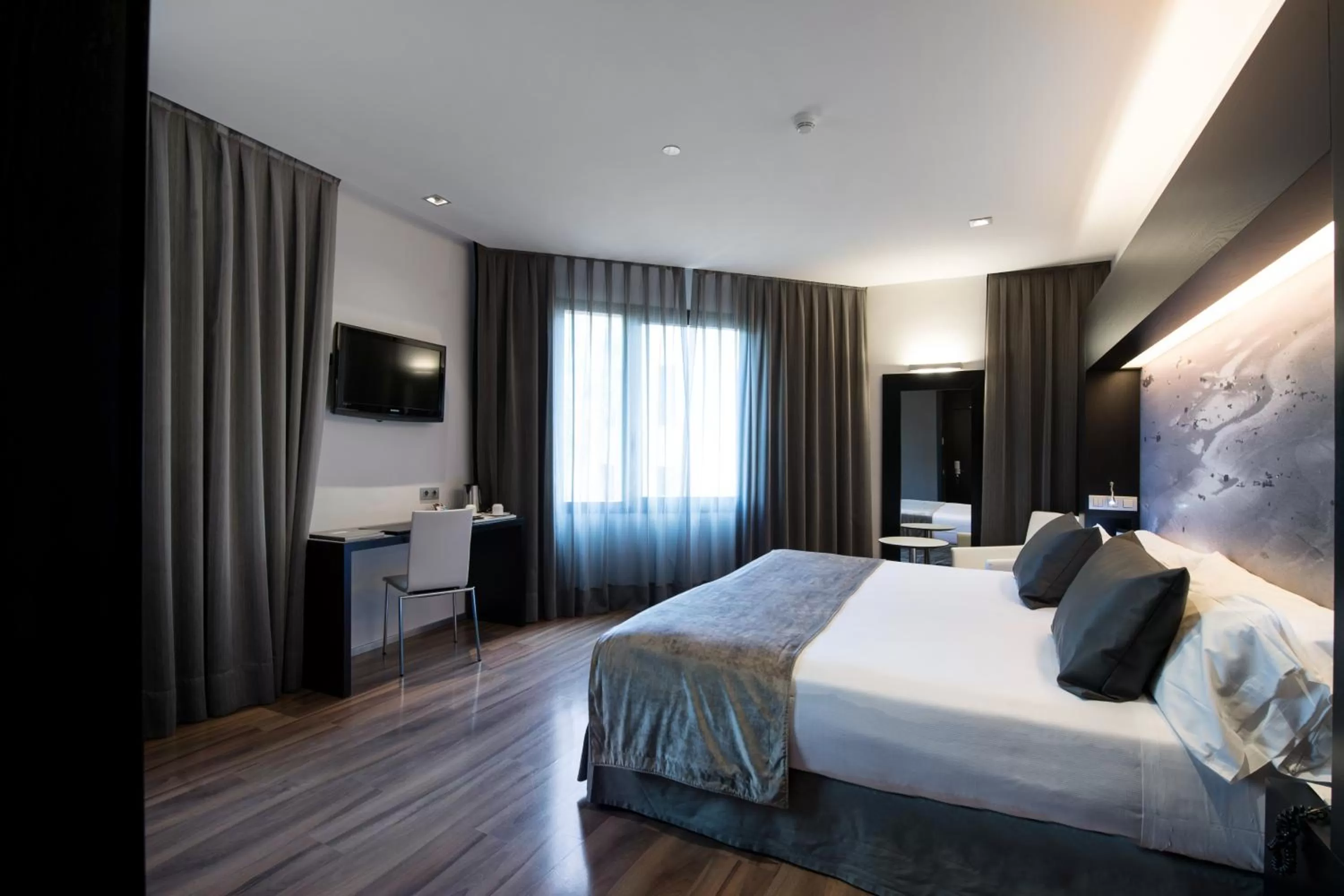 Family Room in Catalonia Catedral