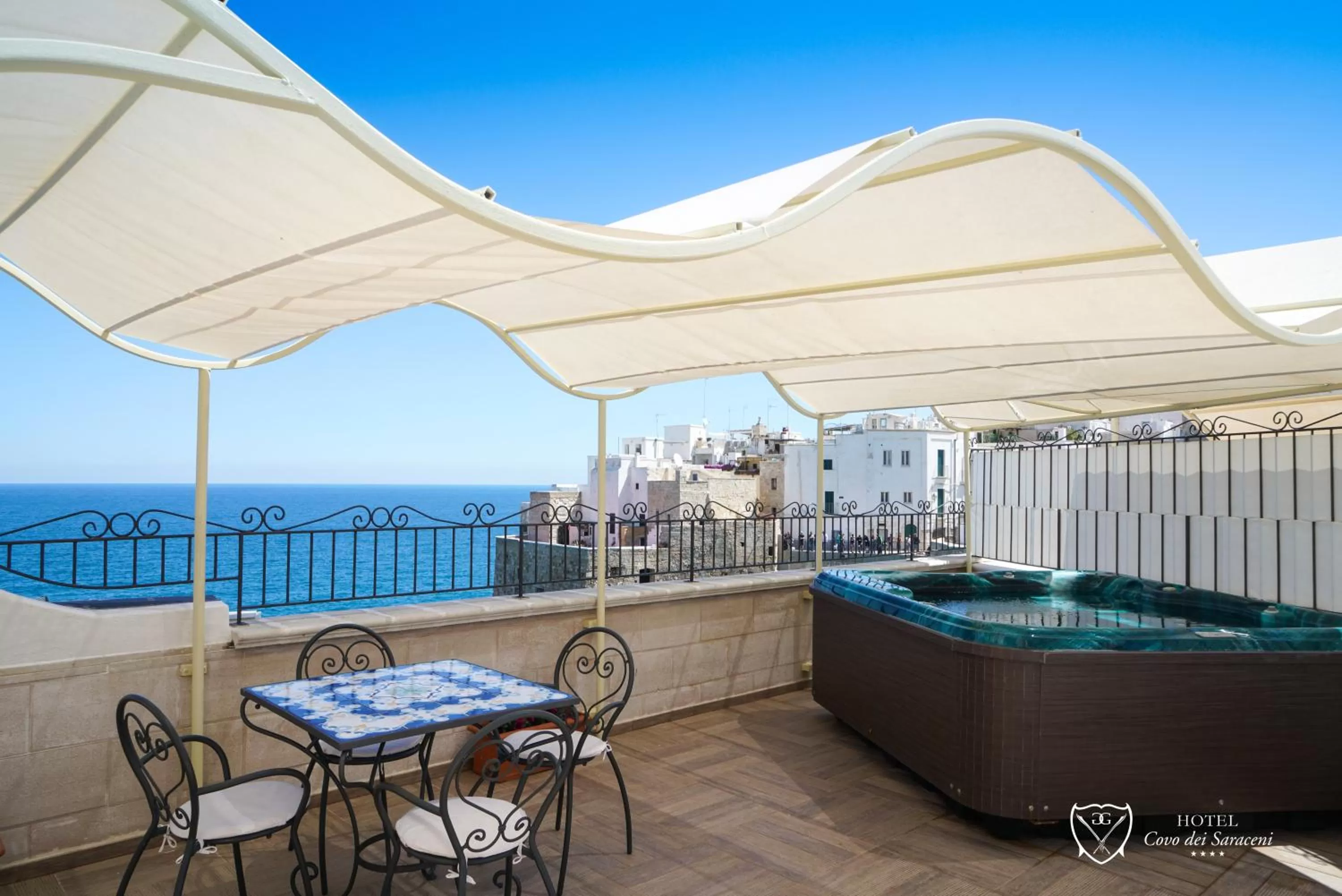 Deluxe Double Room with Sea View in Covo dei Saraceni