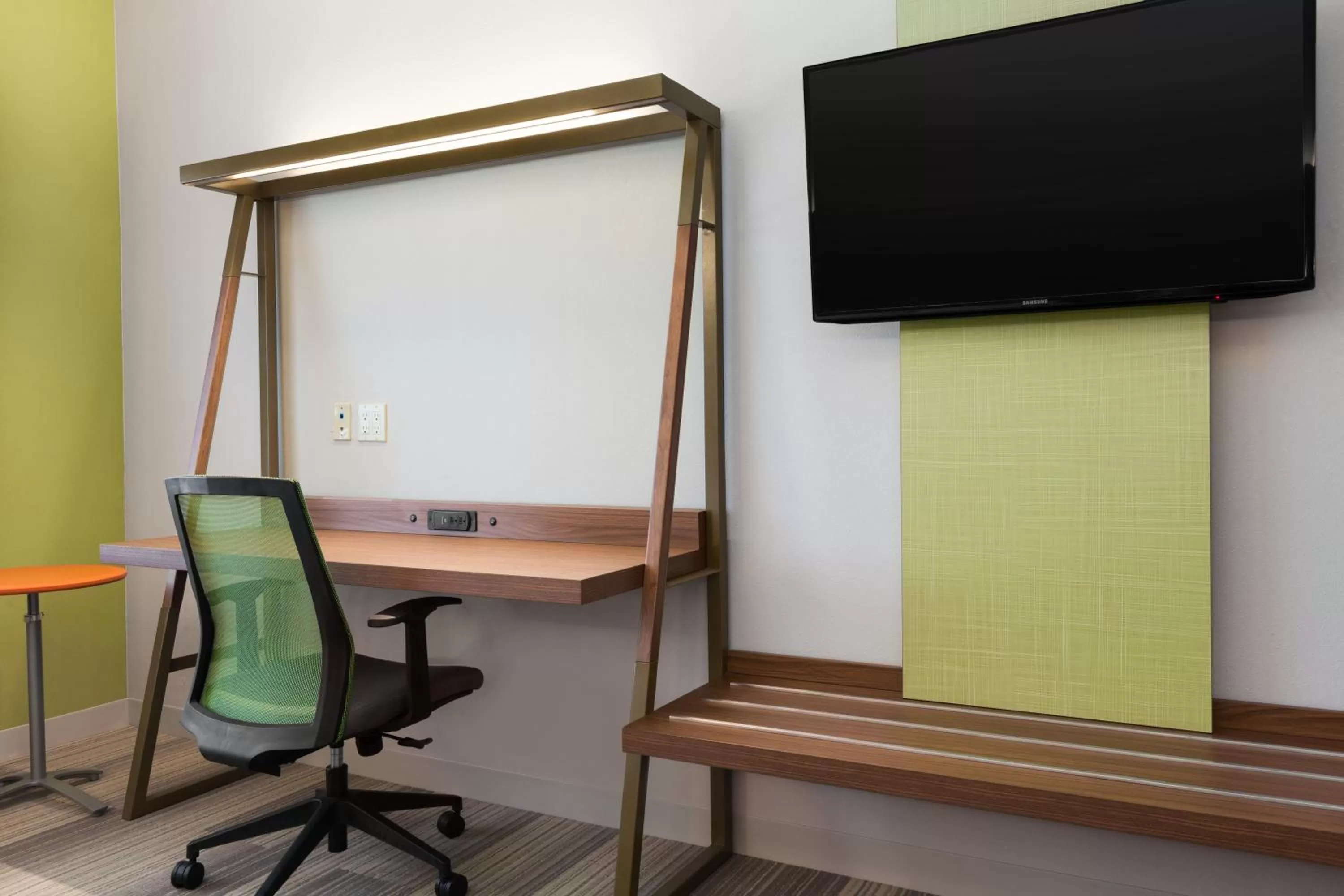 Standard Queen Room with Two Queen Beds in Holiday Inn Express & Suites Edinburg- Mcallen Area by IHG