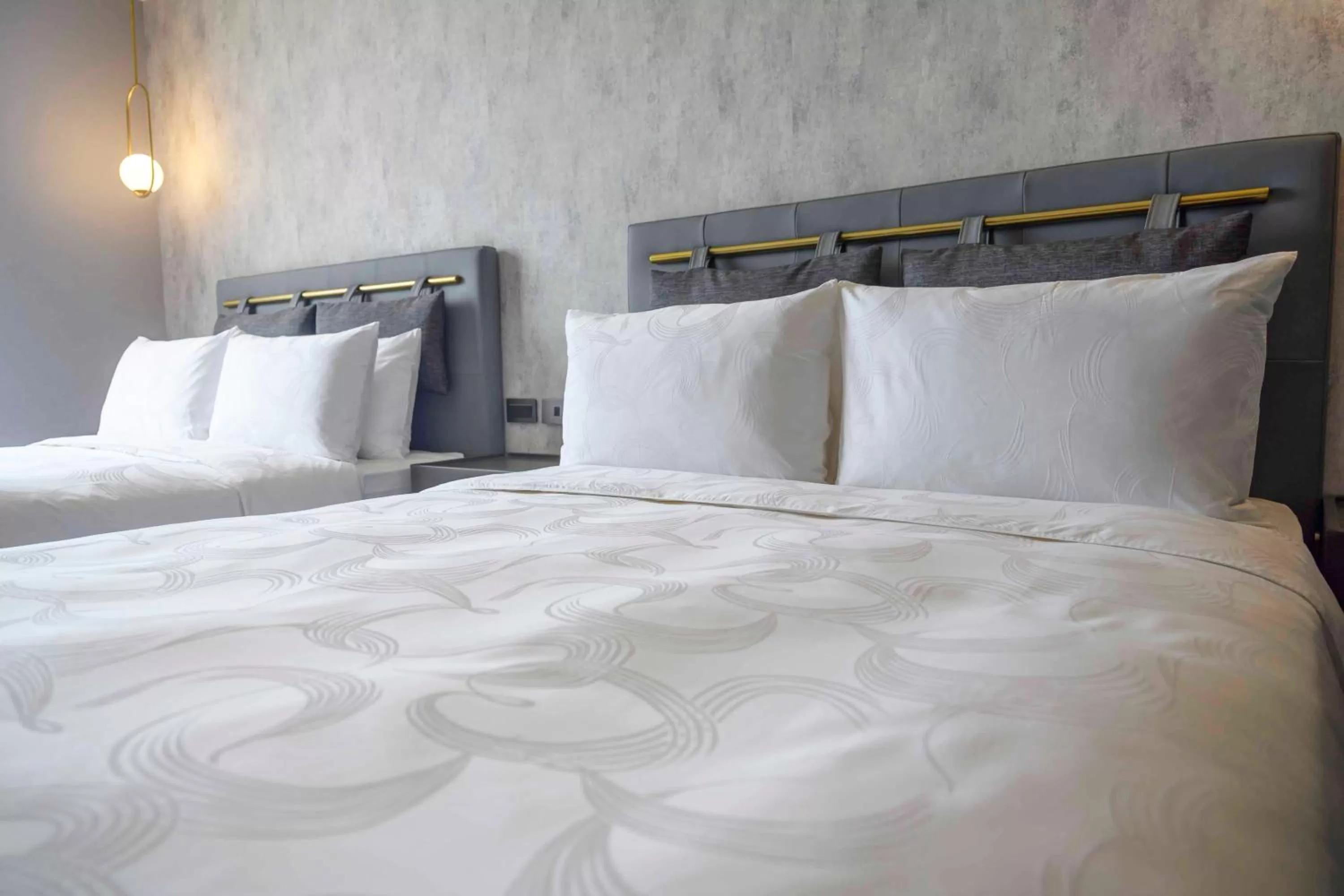 Deluxe Quadruple Room in Tenz Go Hotel