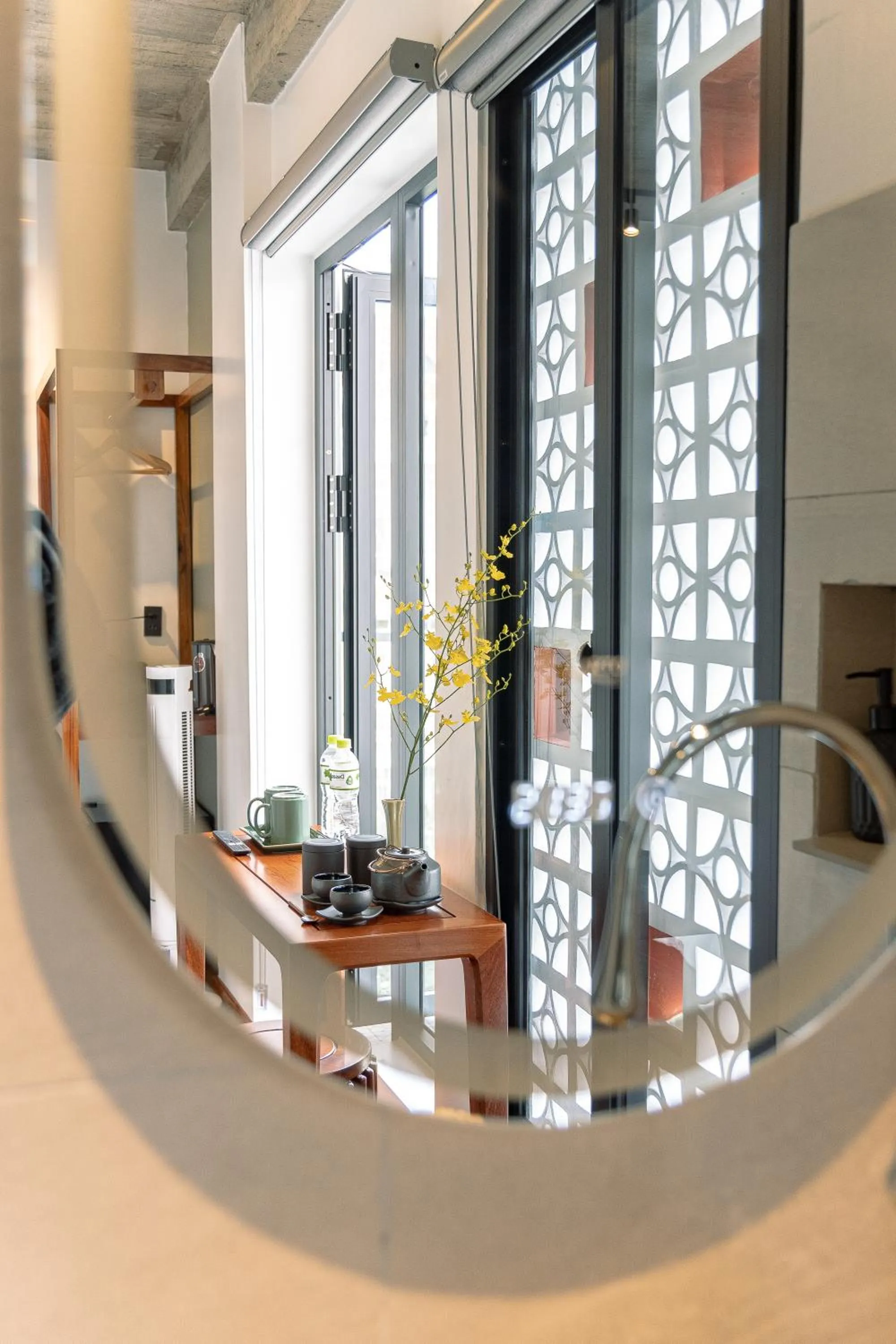 Deluxe Twin Room with Balcony in Pi Boutique Hotel