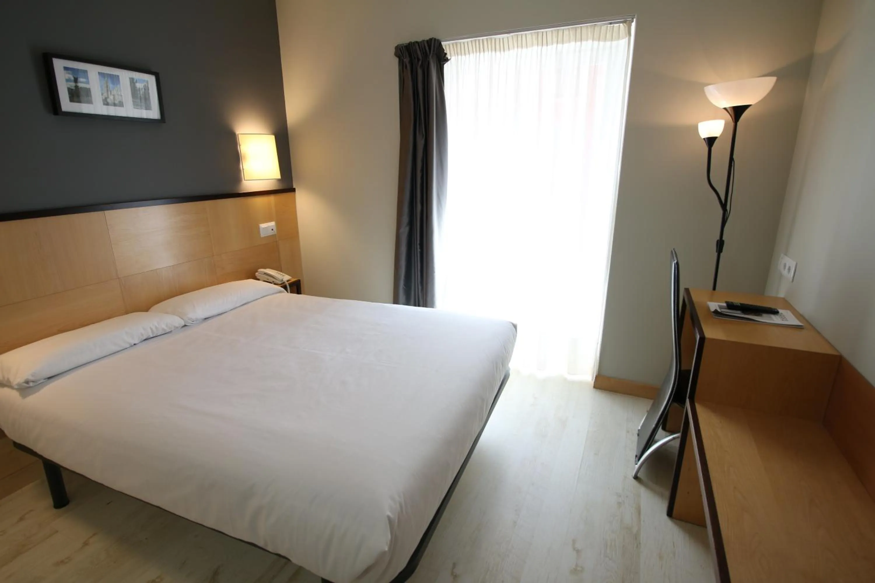 Double or Twin Room in Hotel Alda Entrearcos