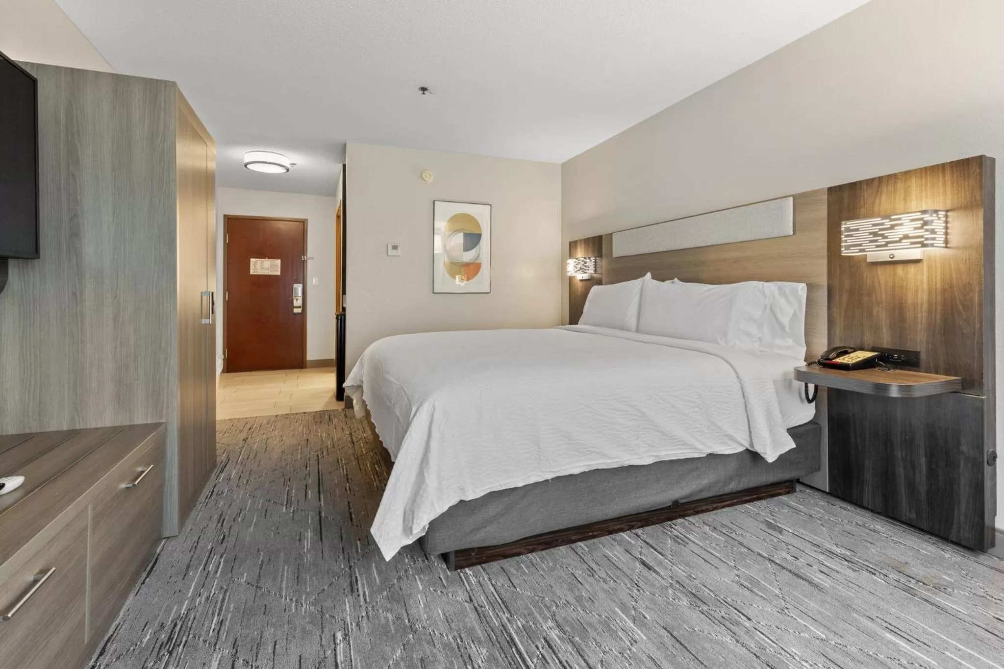 Standard Room in Holiday Inn Express Hotel & Suites Starkville, an IHG Hotel