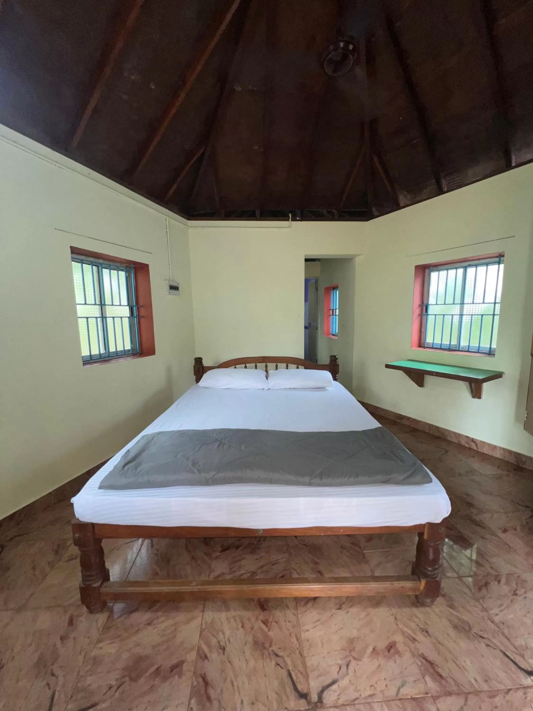 Double Room in MID BEACH STAY Gokarna