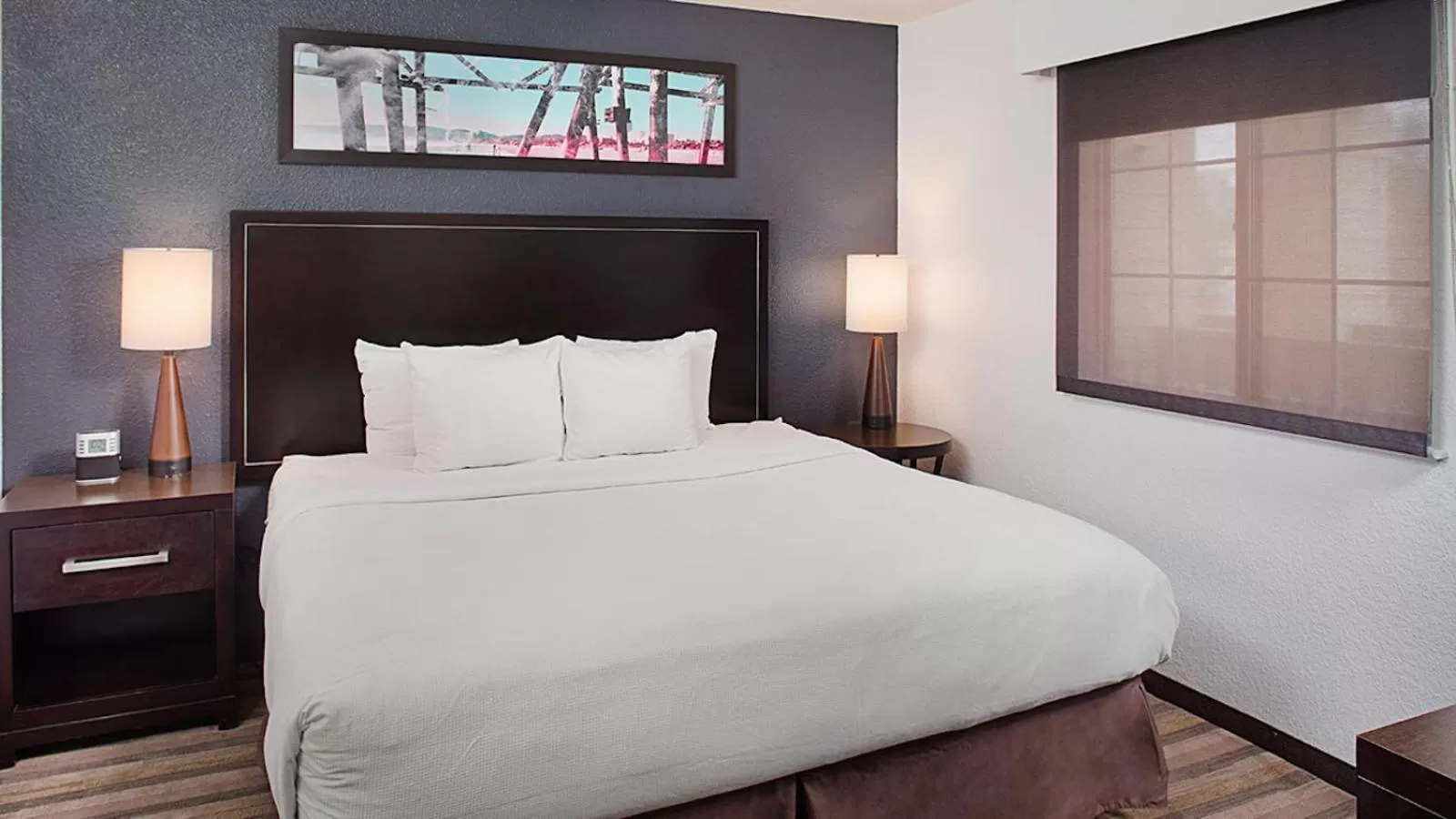 King Room with Accessible Tub - Disability Access in Hyatt House Mount Laurel