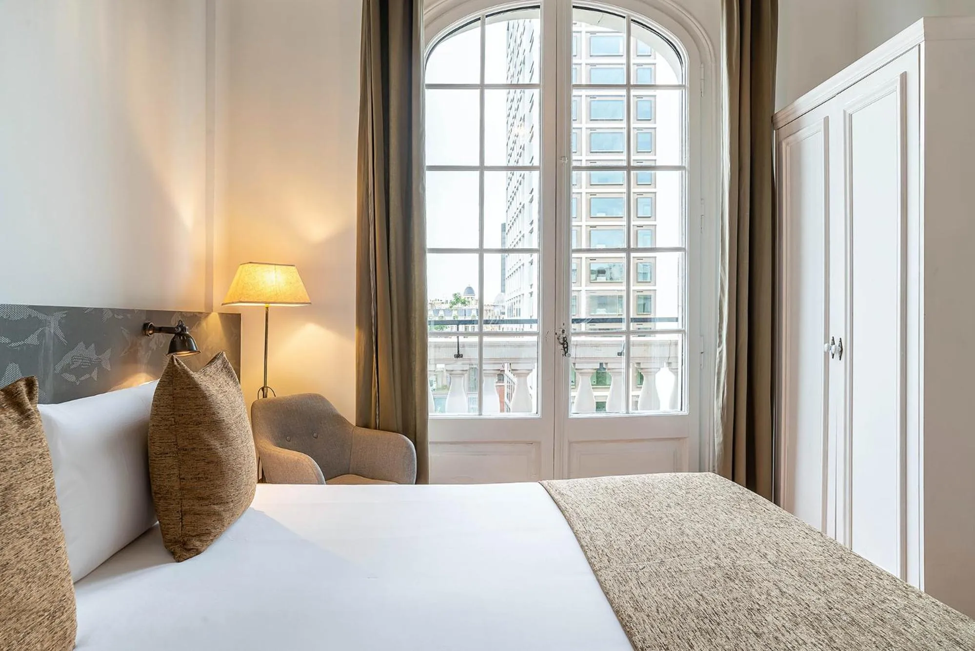 Double Room with City View in Casa Gracia