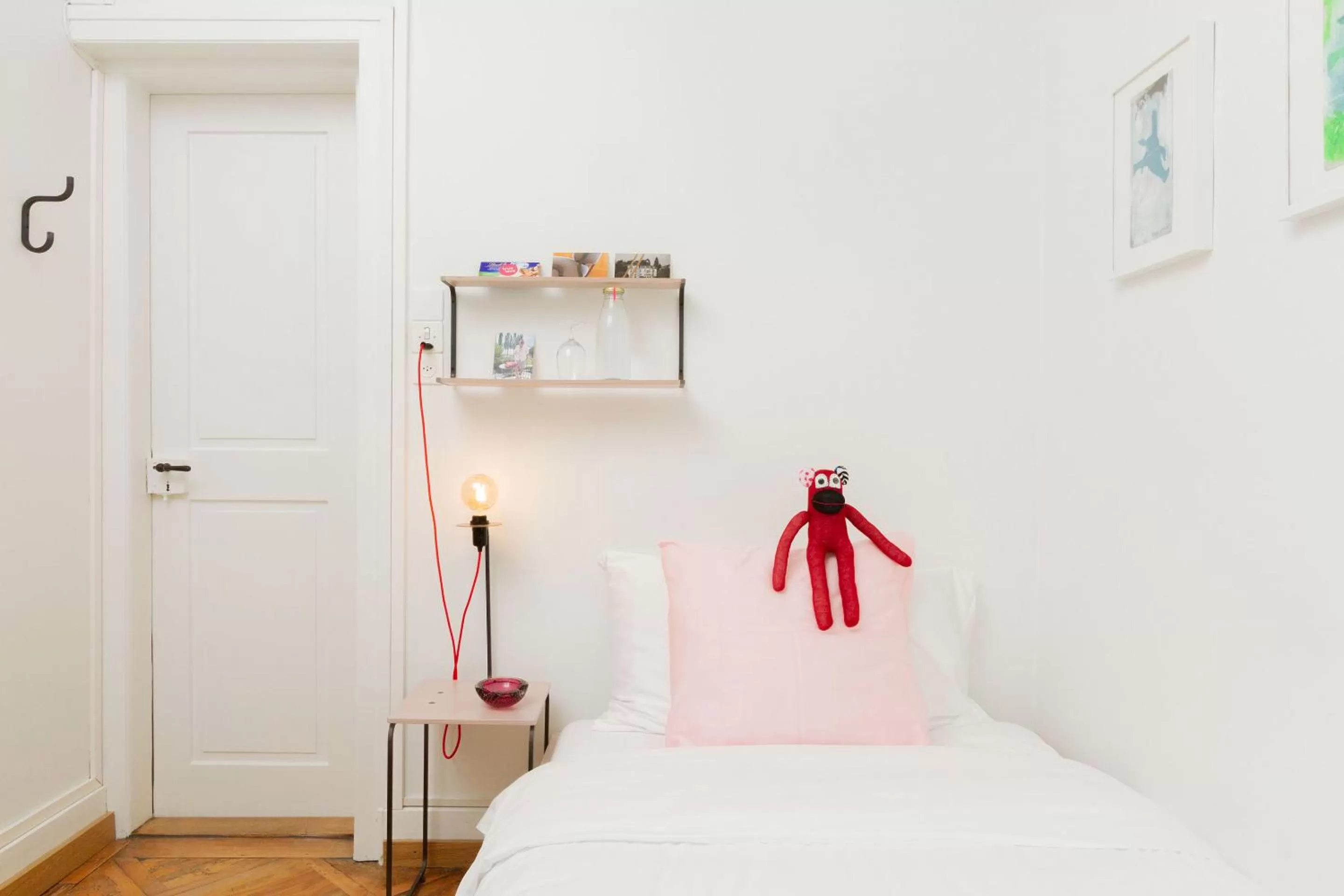 Single Room with Shared Toilet in Hotel Beau Séjour Lucerne