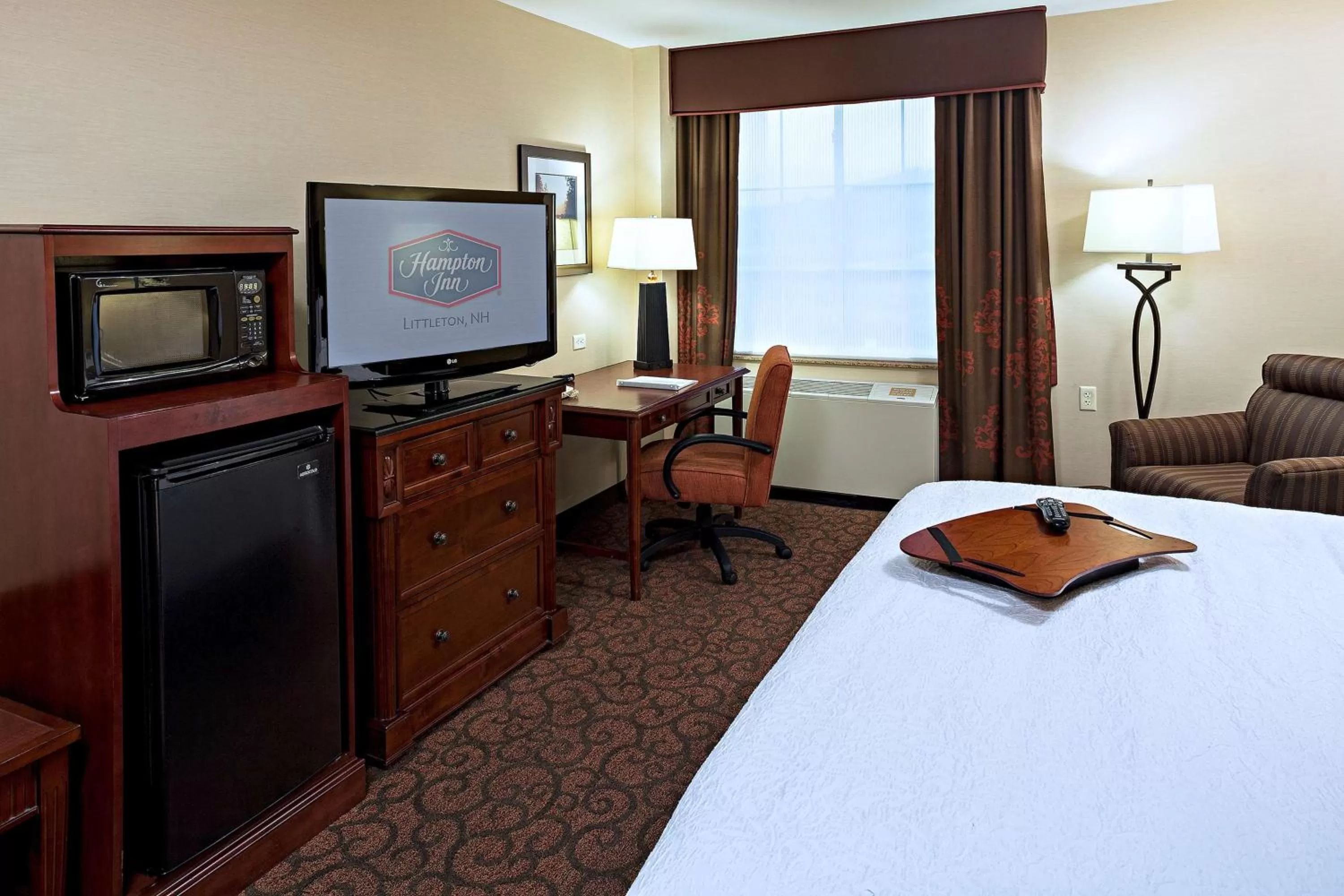 King Room with King Bed - Non-Smoking in Hampton Inn Littleton