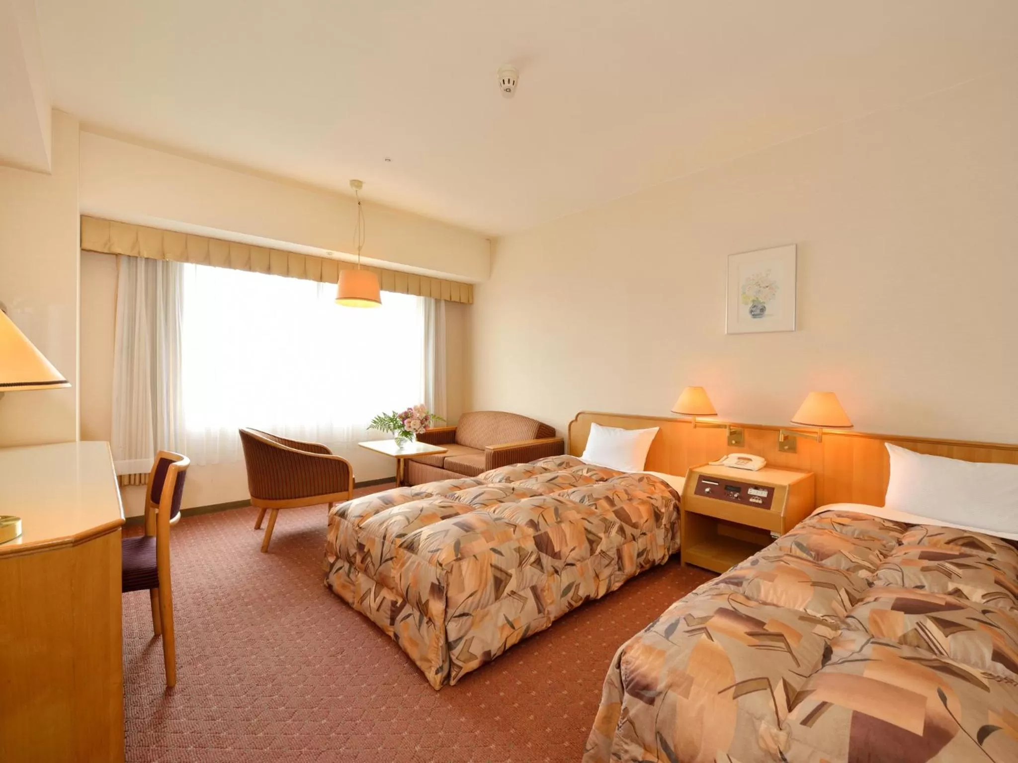 Deluxe Twin Room with Extra Bed - single occupancy - Non-Smoking in Hotel Crown Palais Hamamatsu