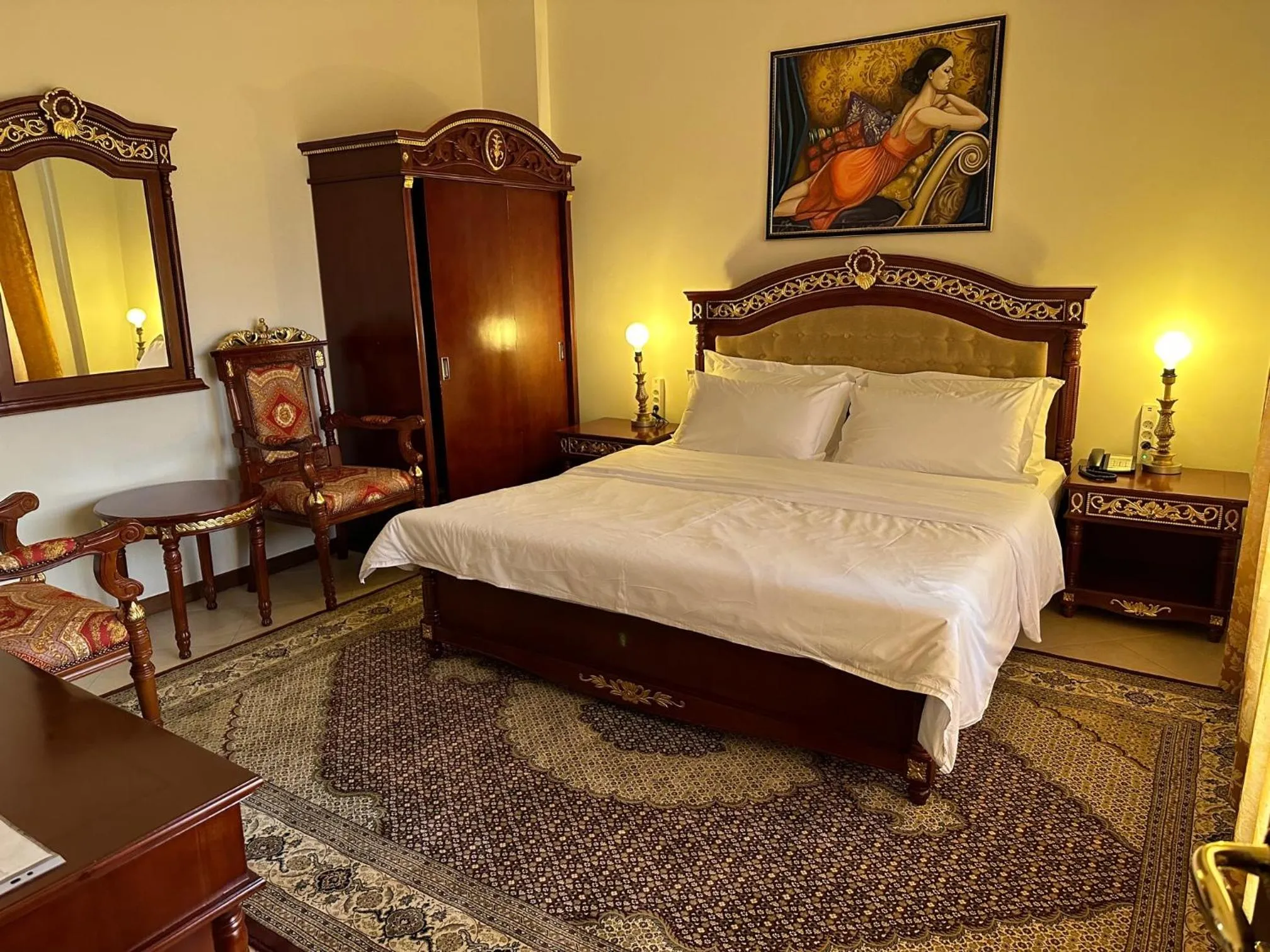 Comfort Triple Room in Dinasty Hotel