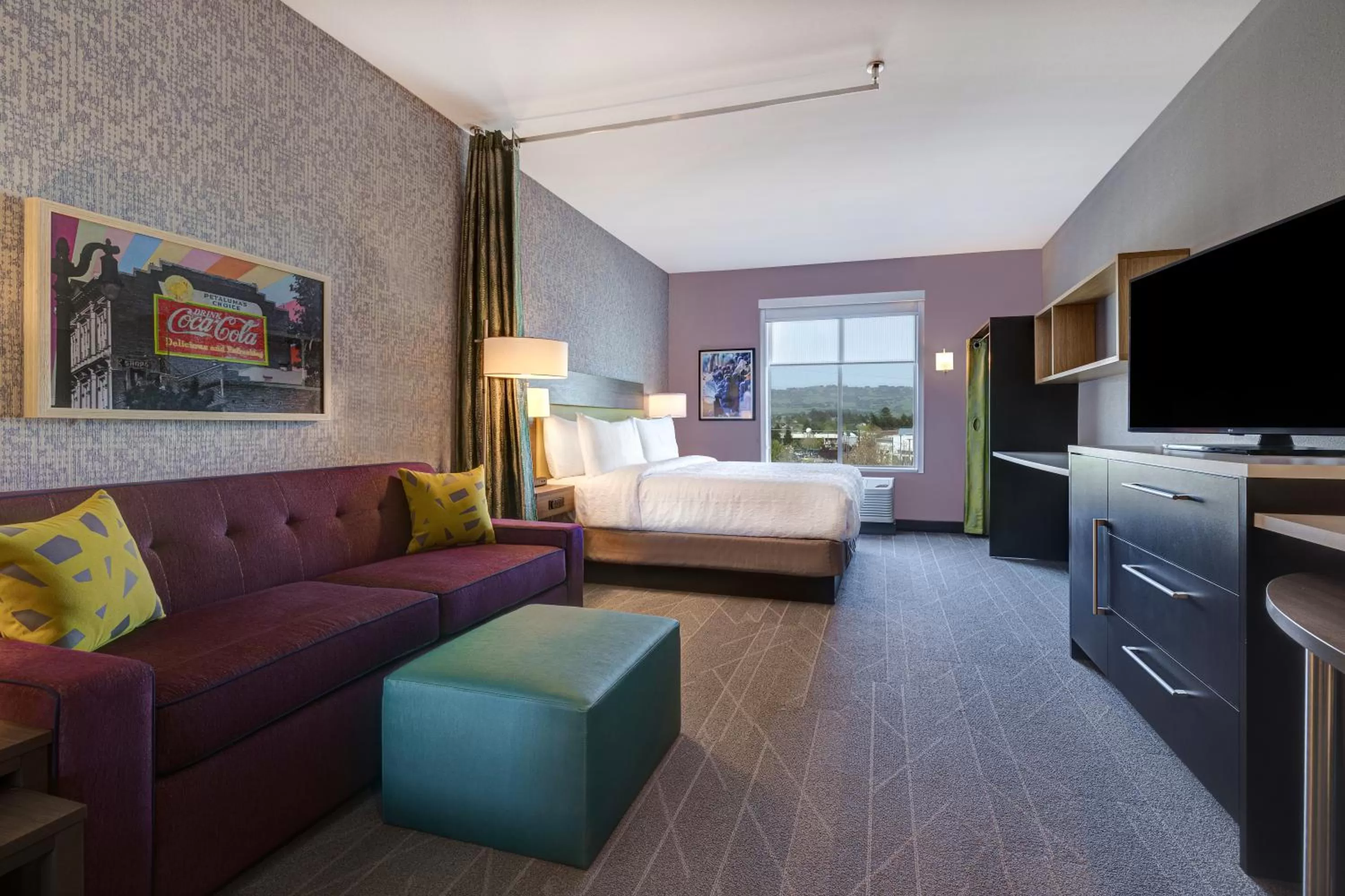King Studio Suite with Mountain View and Accessible Tub in Home2 Suites By Hilton Petaluma