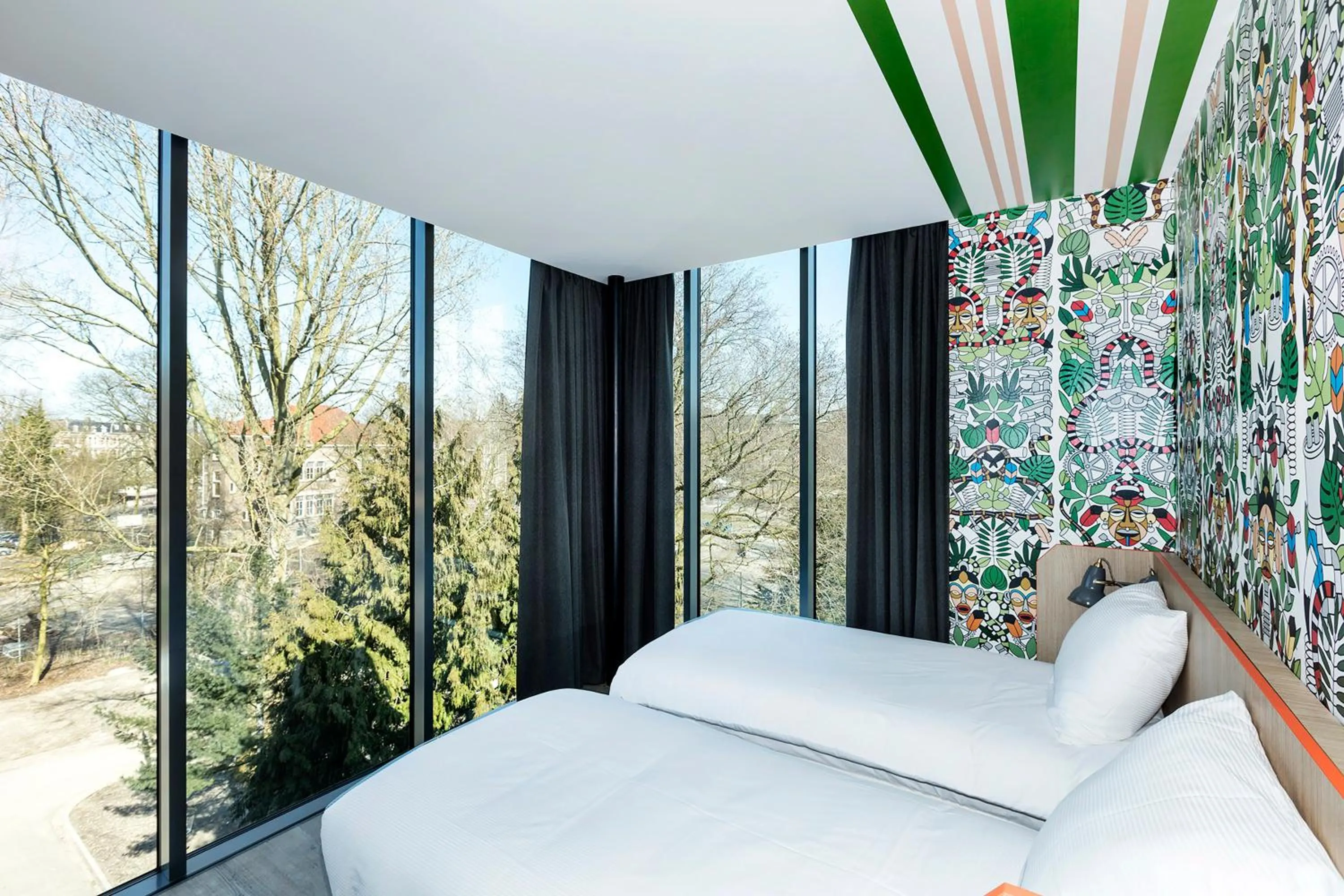 Private 4 bed Deluxe Room in Generator Amsterdam