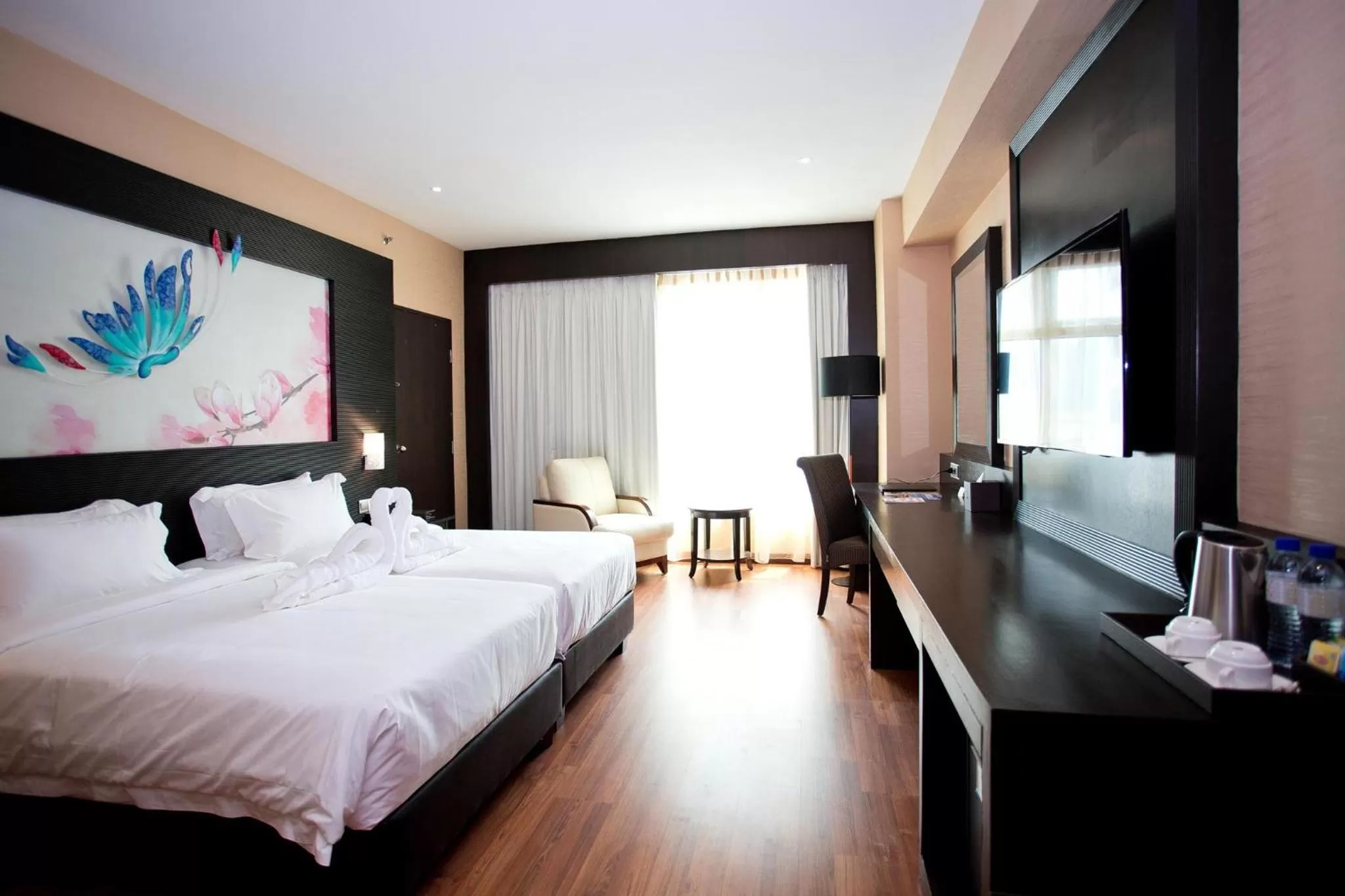 Deluxe King Room in Vouk Hotel Suites, Penang