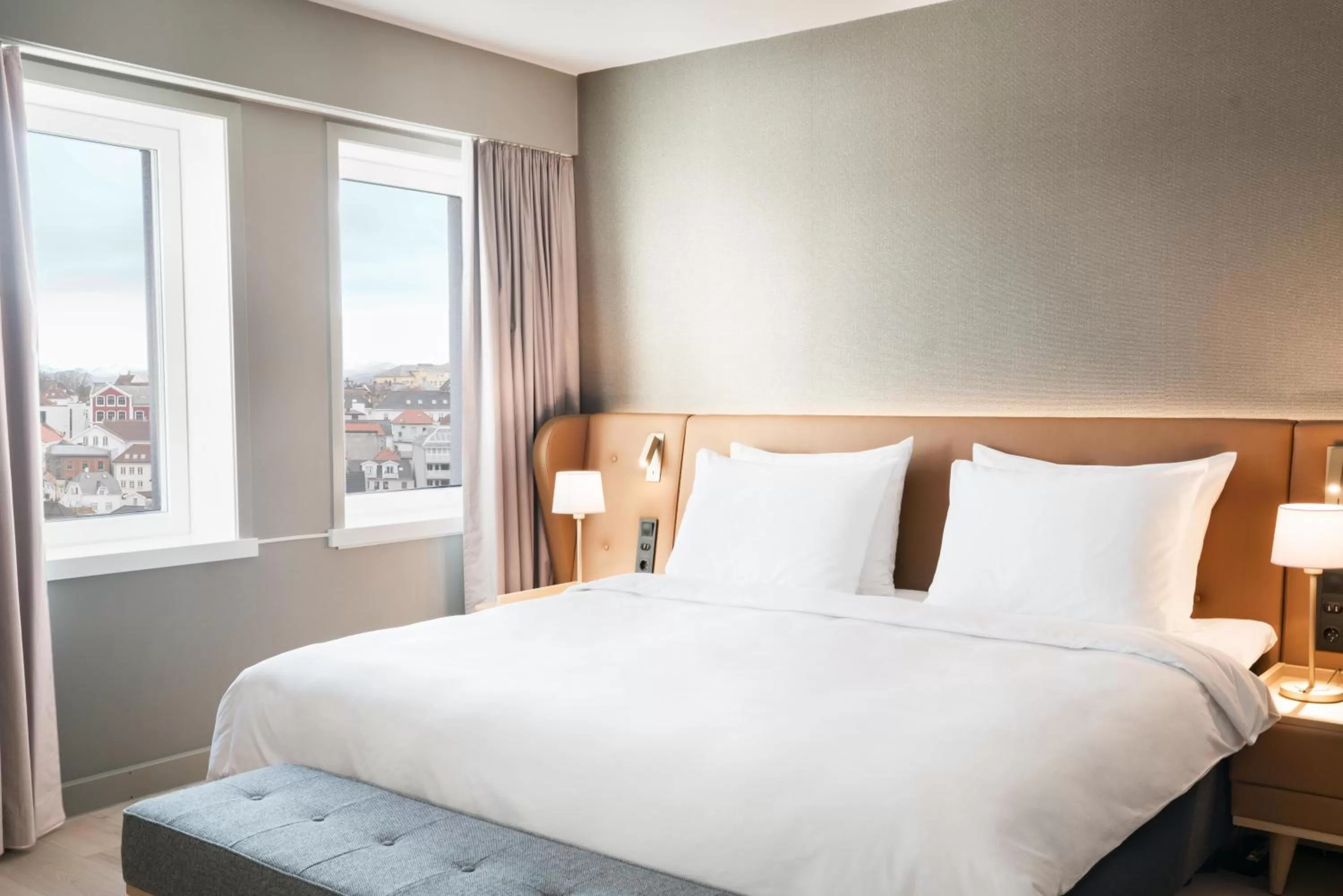 Superior Room with Lake View in Radisson Blu Atlantic Hotel, Stavanger