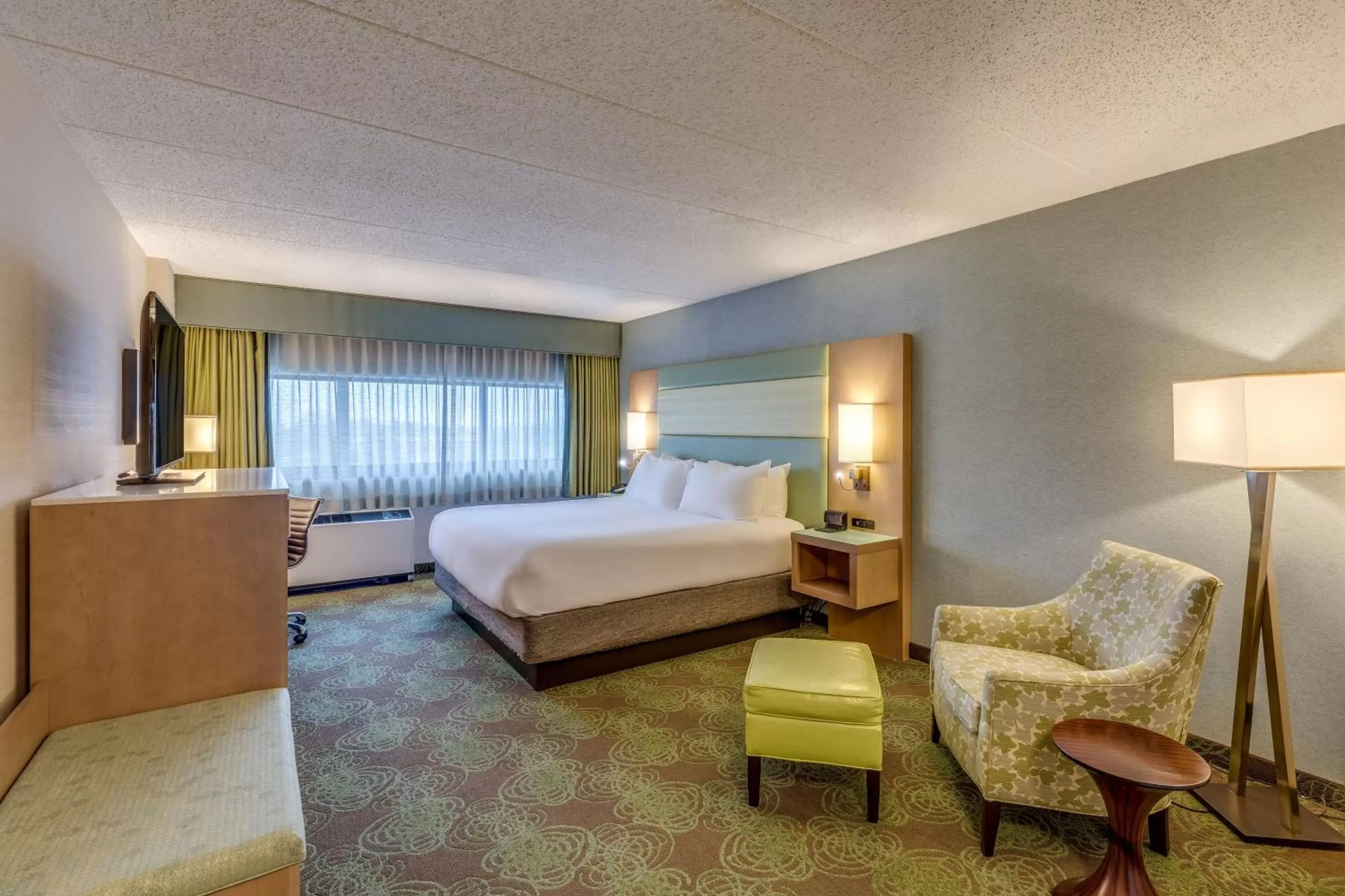 King Room in Crowne Plaza Lansing West, an IHG Hotel