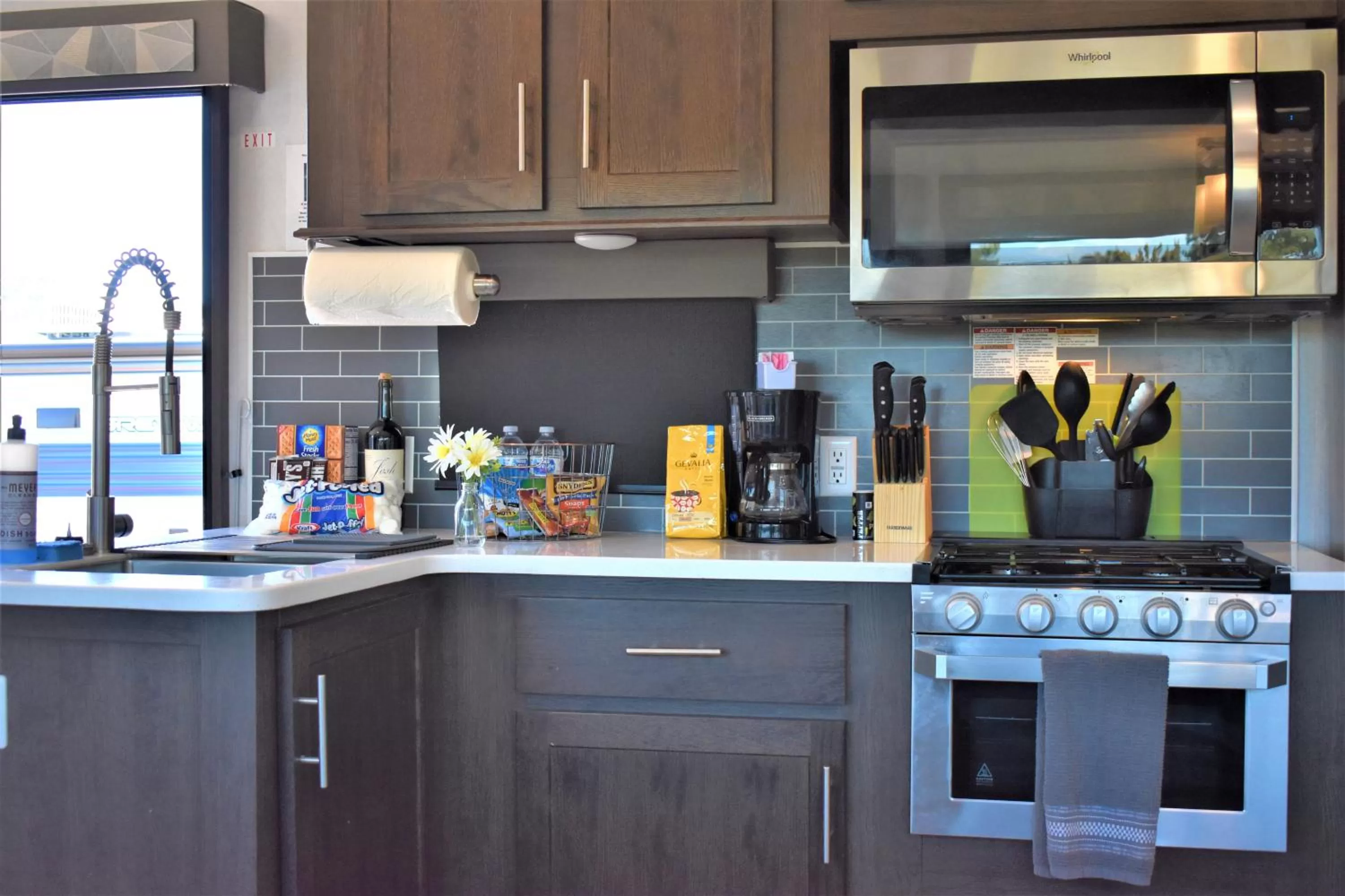 Deluxe Suite in Grand Canyon RV Glamping