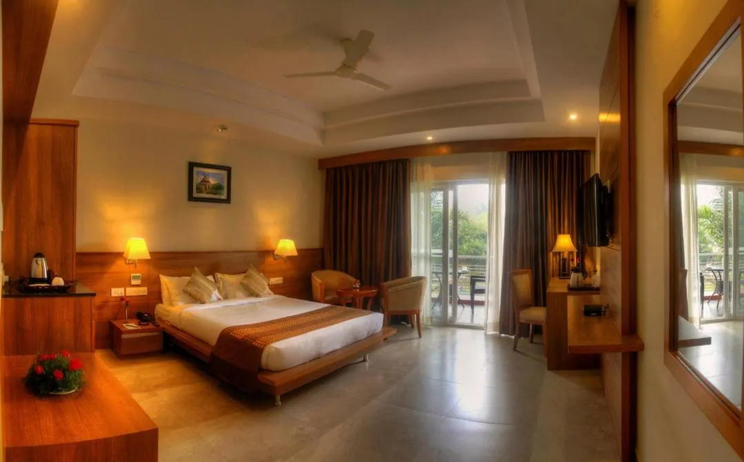 Staycation - single occupancy - Le Executive Room  in Hotel Le Ruchi The Prince