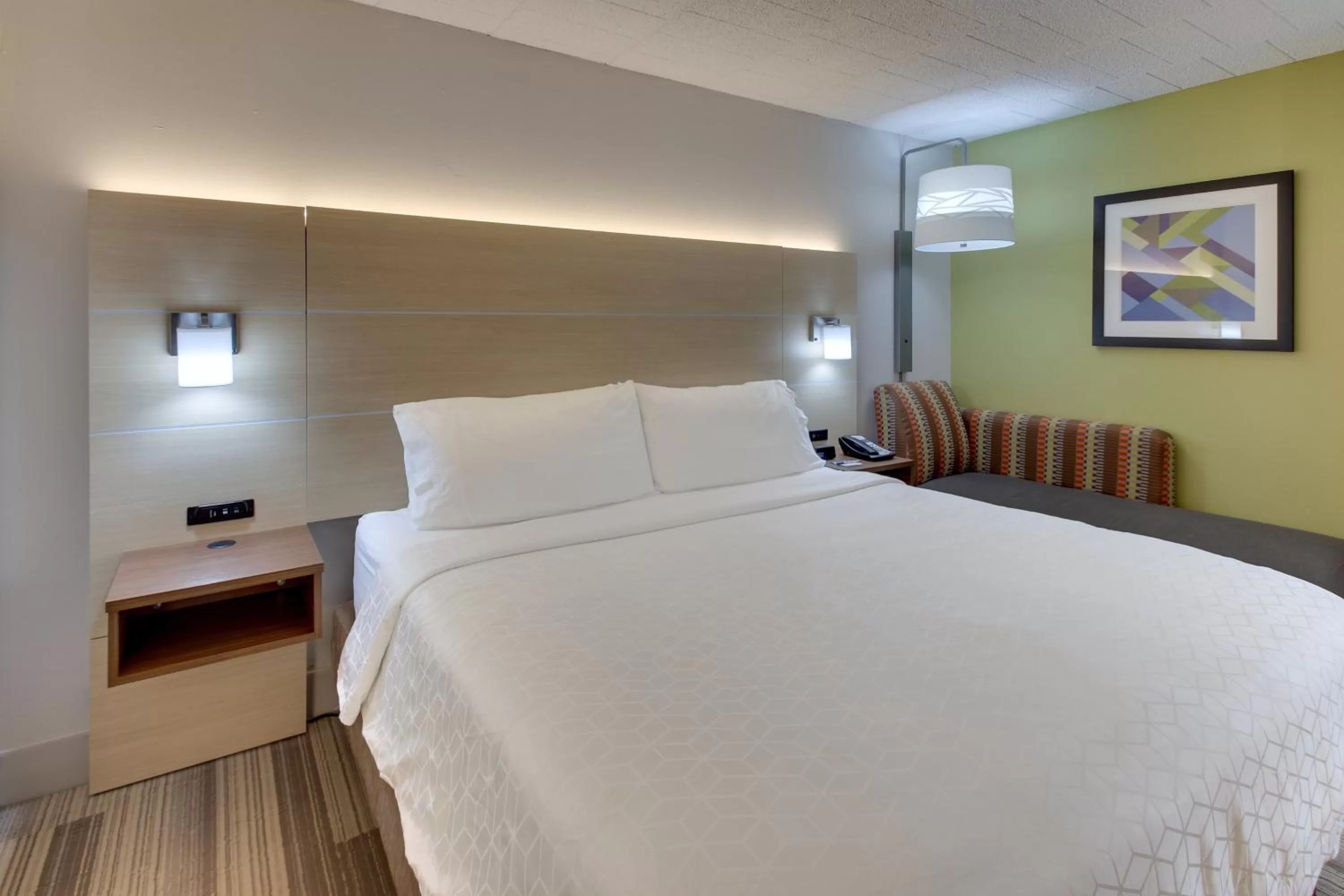 Standard King Room in Holiday Inn Express Pittston - Scranton Airport by IHG