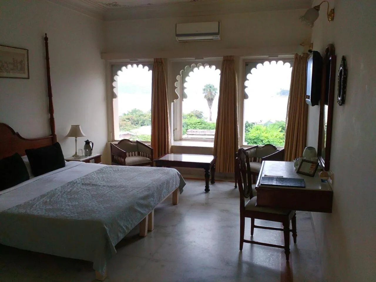 Double Room with Lake View in Rampratap Palace by Fateh Collection