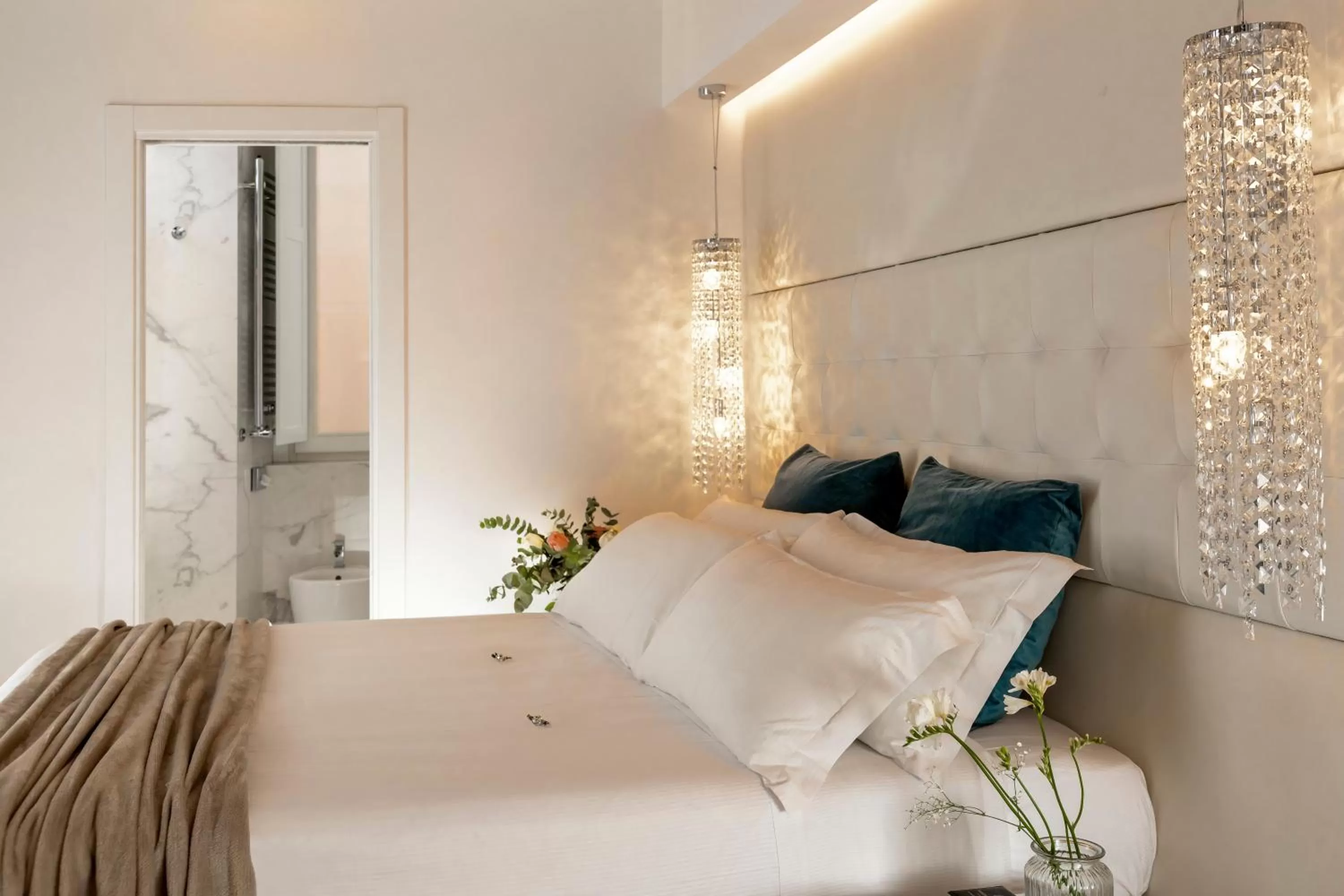 Standard Double or Twin Room - Separate Building- Via del Sudario 27 in Argentina Residenza Style Hotel