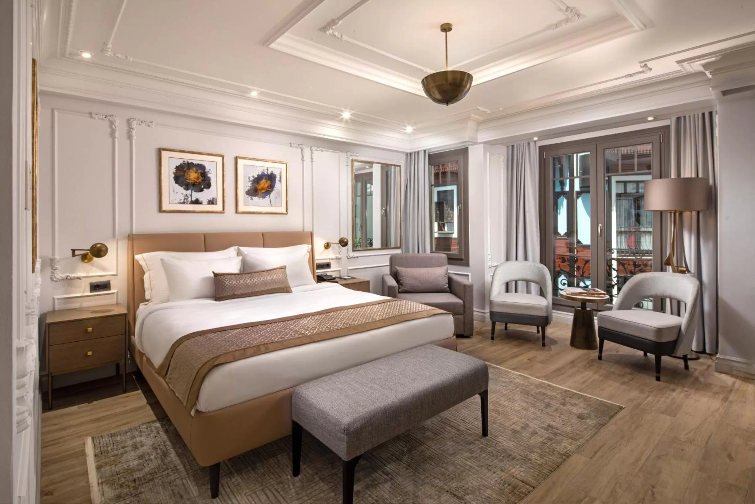 Premier Double Room in Mula Hotel