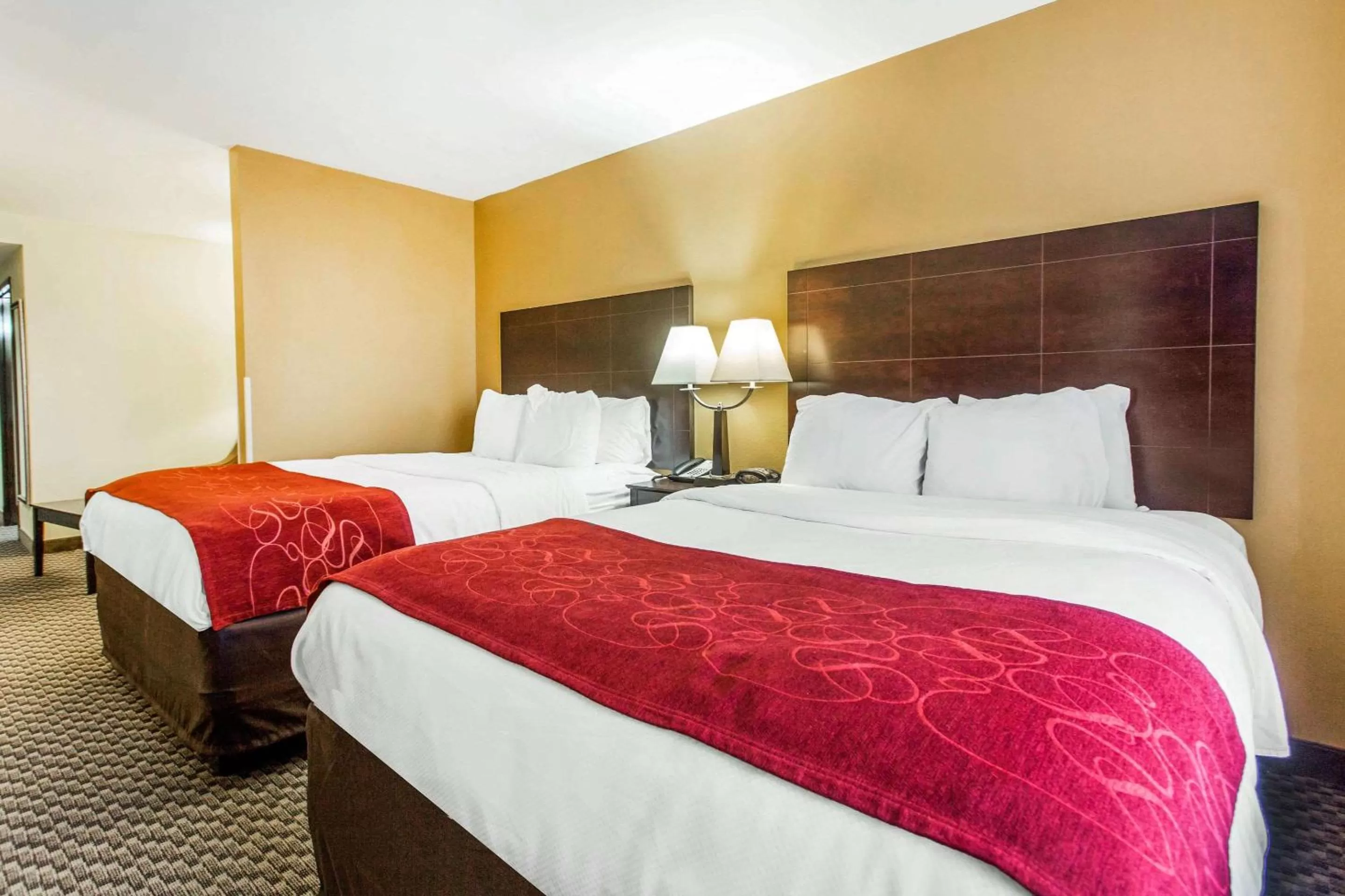 Suite with Two Queen Beds - Accessible/Non-Smoking in Comfort Suites Clinton near Presbyterian College