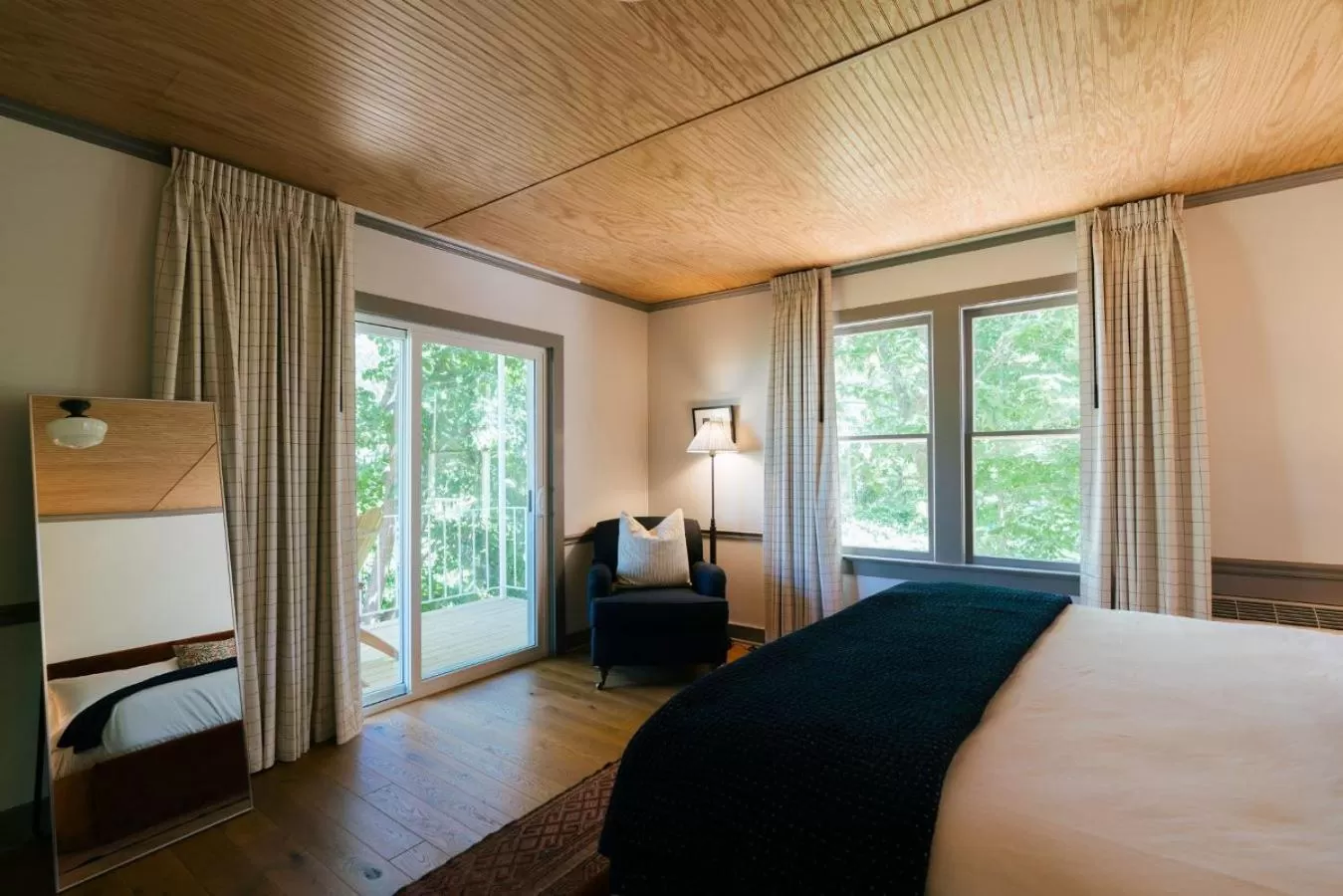 Streamside View King w/ Balcony in Wylder Windham