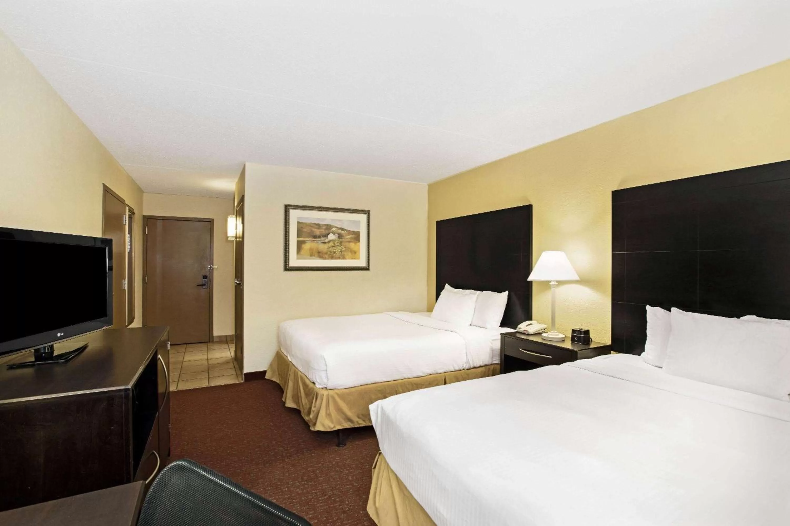 Suite with Three Queen Beds - Non-Smoking in La Quinta by Wyndham Salina