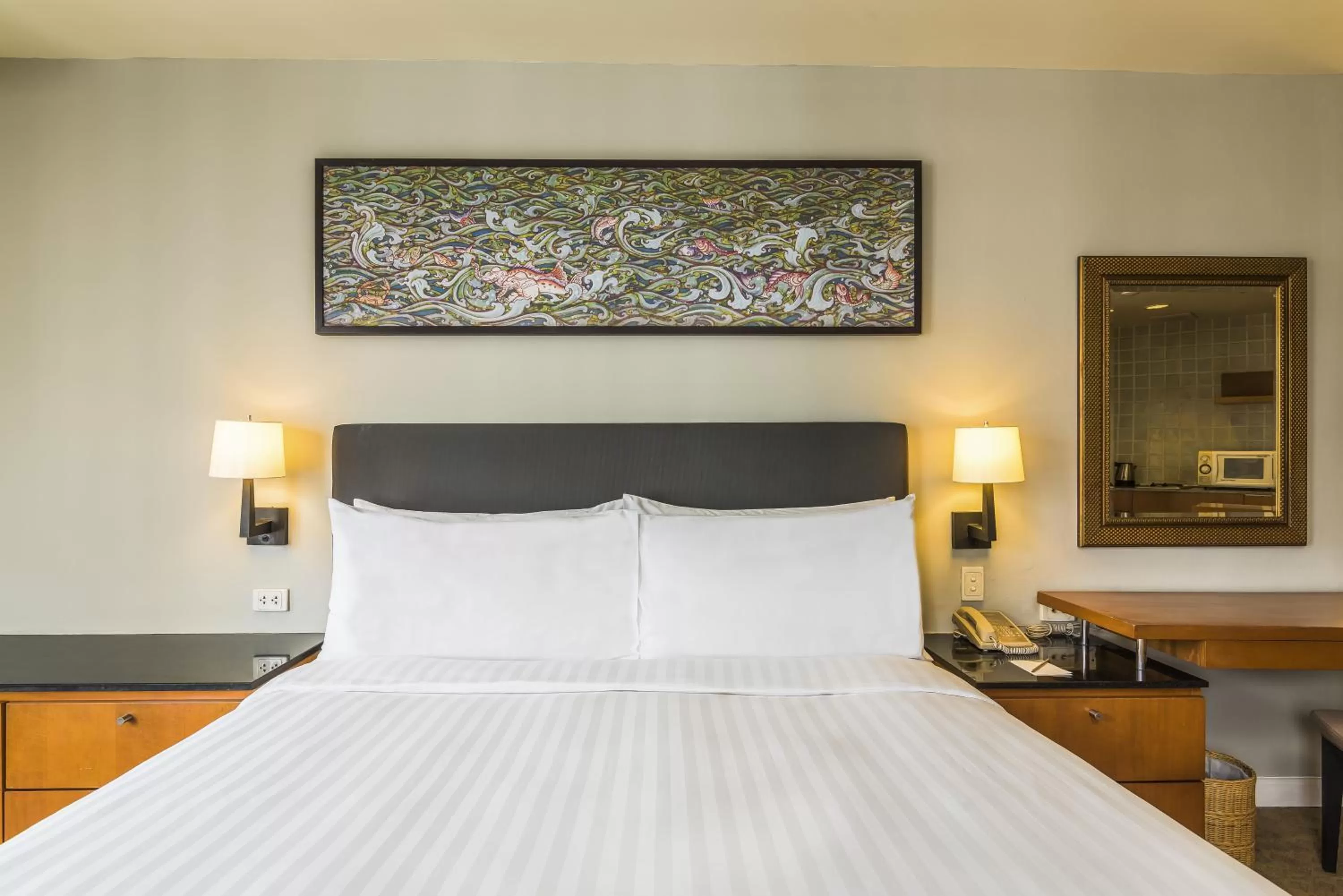 Grand Deluxe Studio King in Chatrium Sathon Bangkok