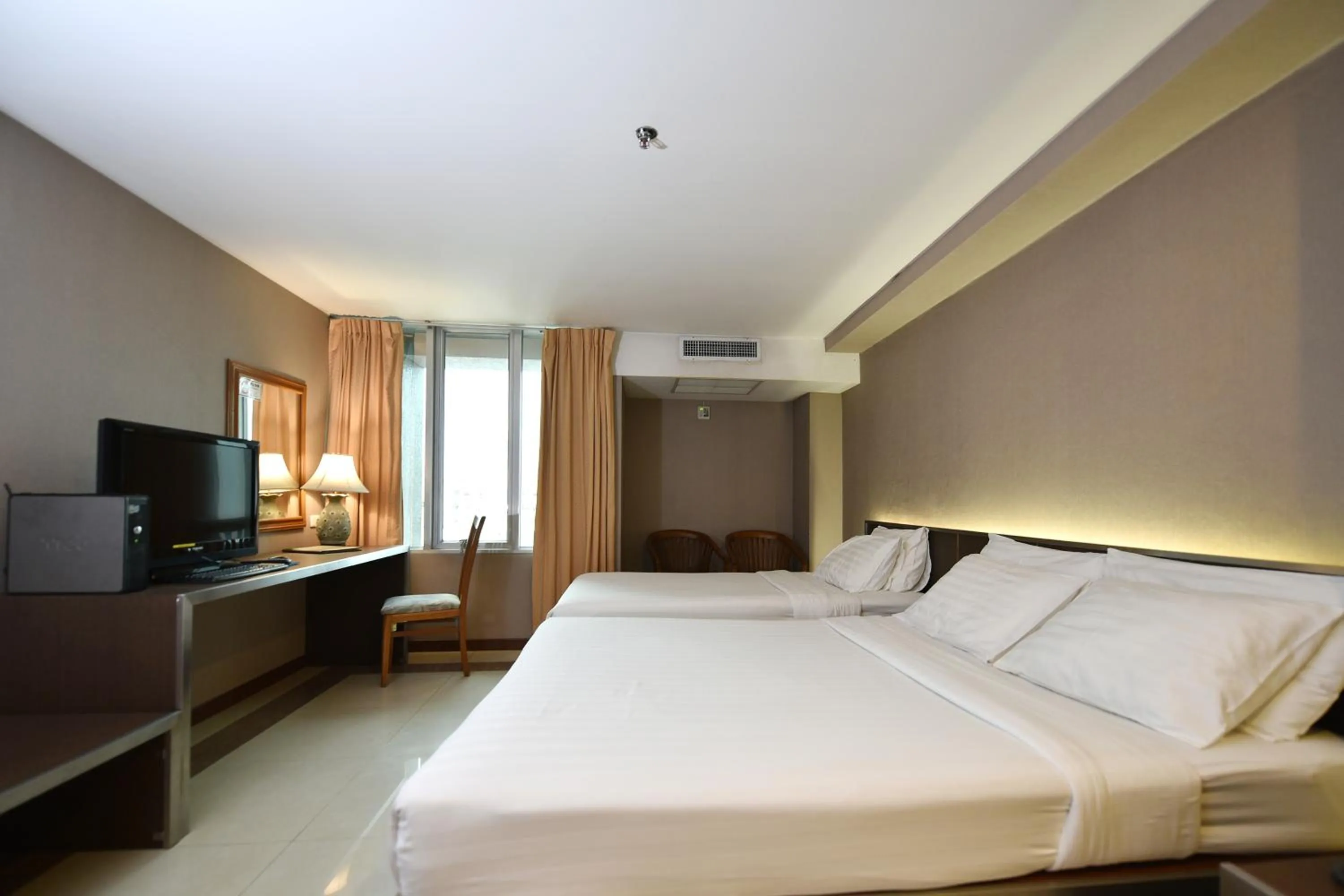 Bangkok City Suite