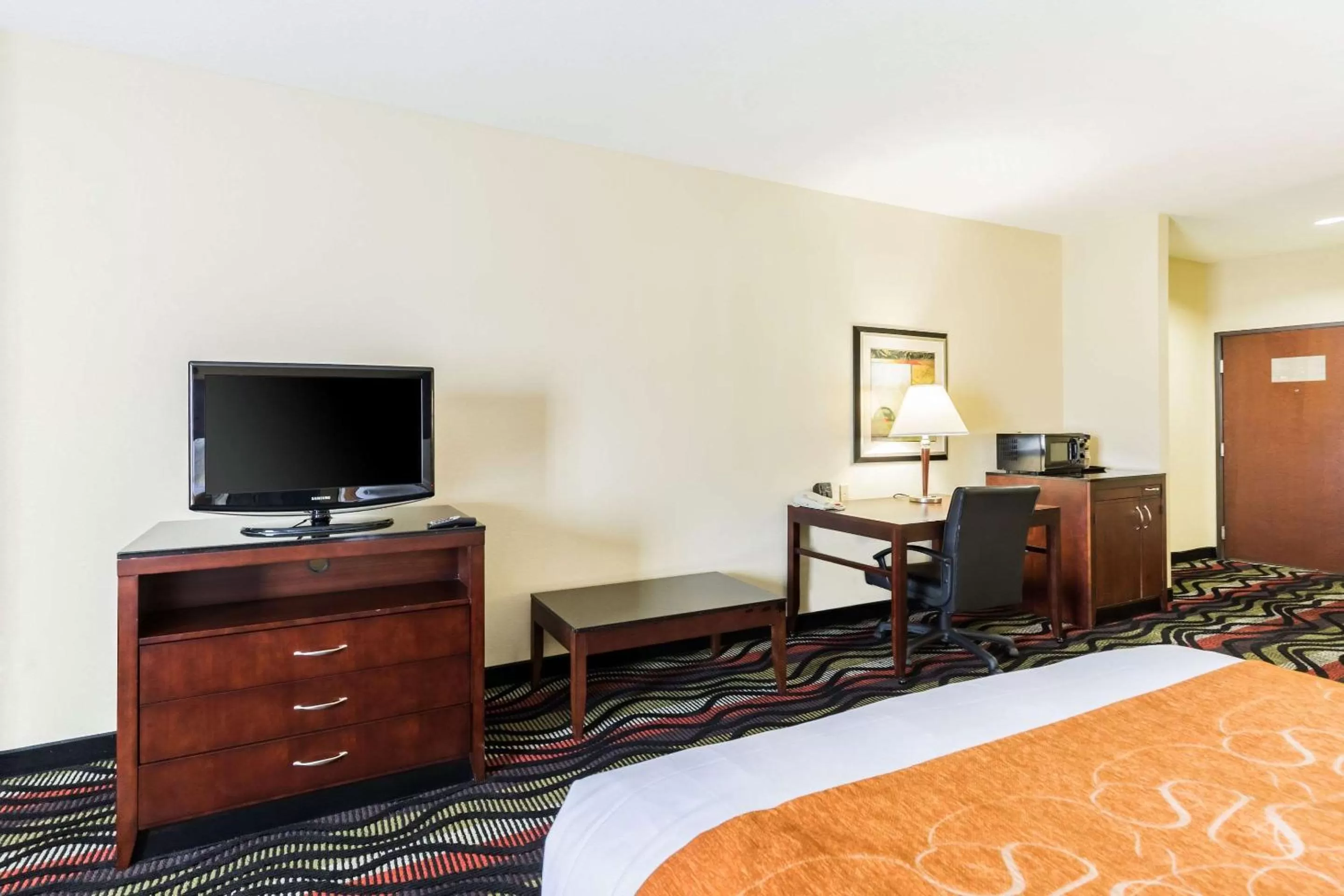 Suite with Two King Beds - Accessible/Non-Smoking in Comfort Suites Beaumont I-10