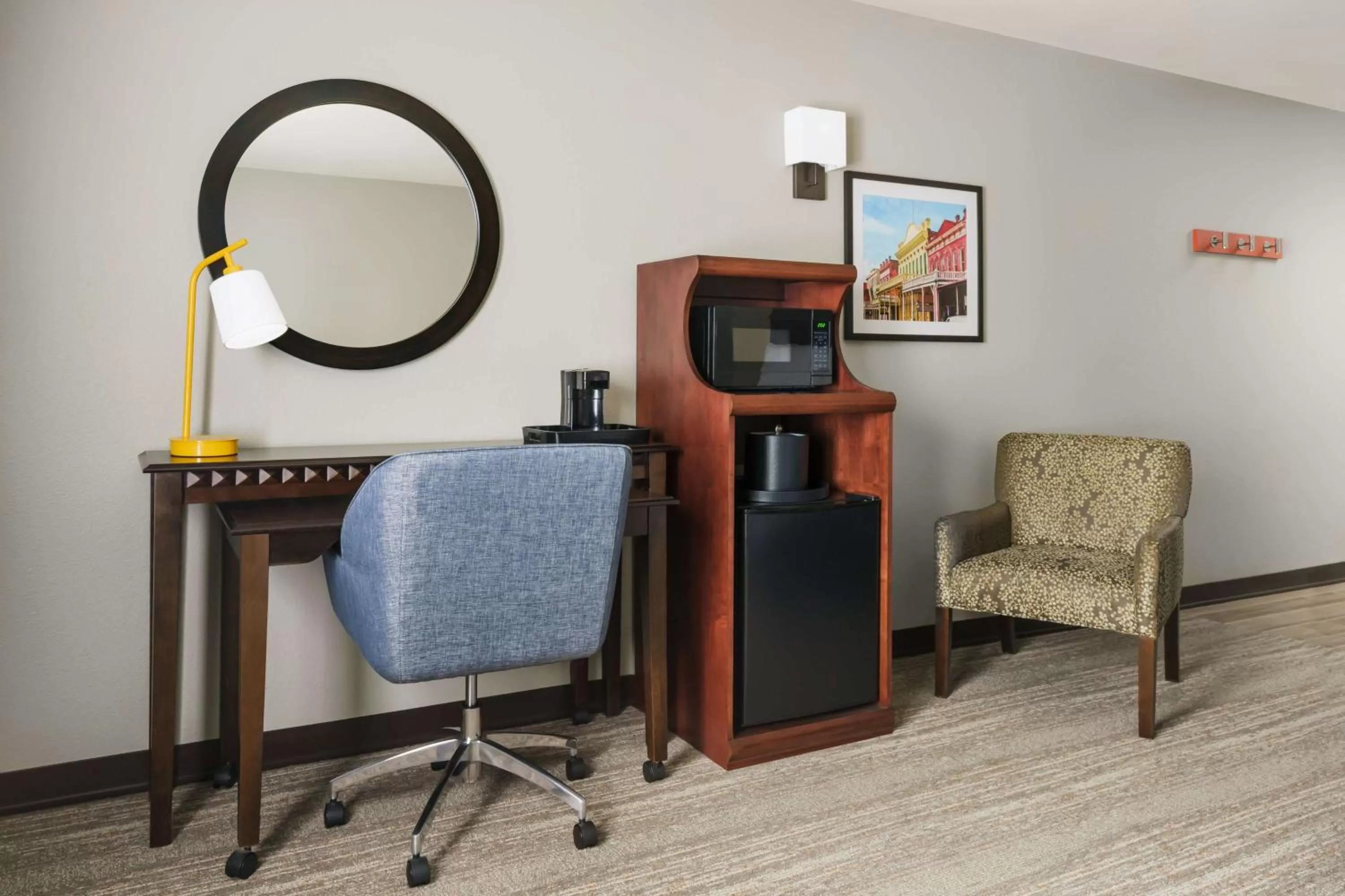 King Room with King Bed - Non-Smoking in Hampton Inn & Suites West Sacramento