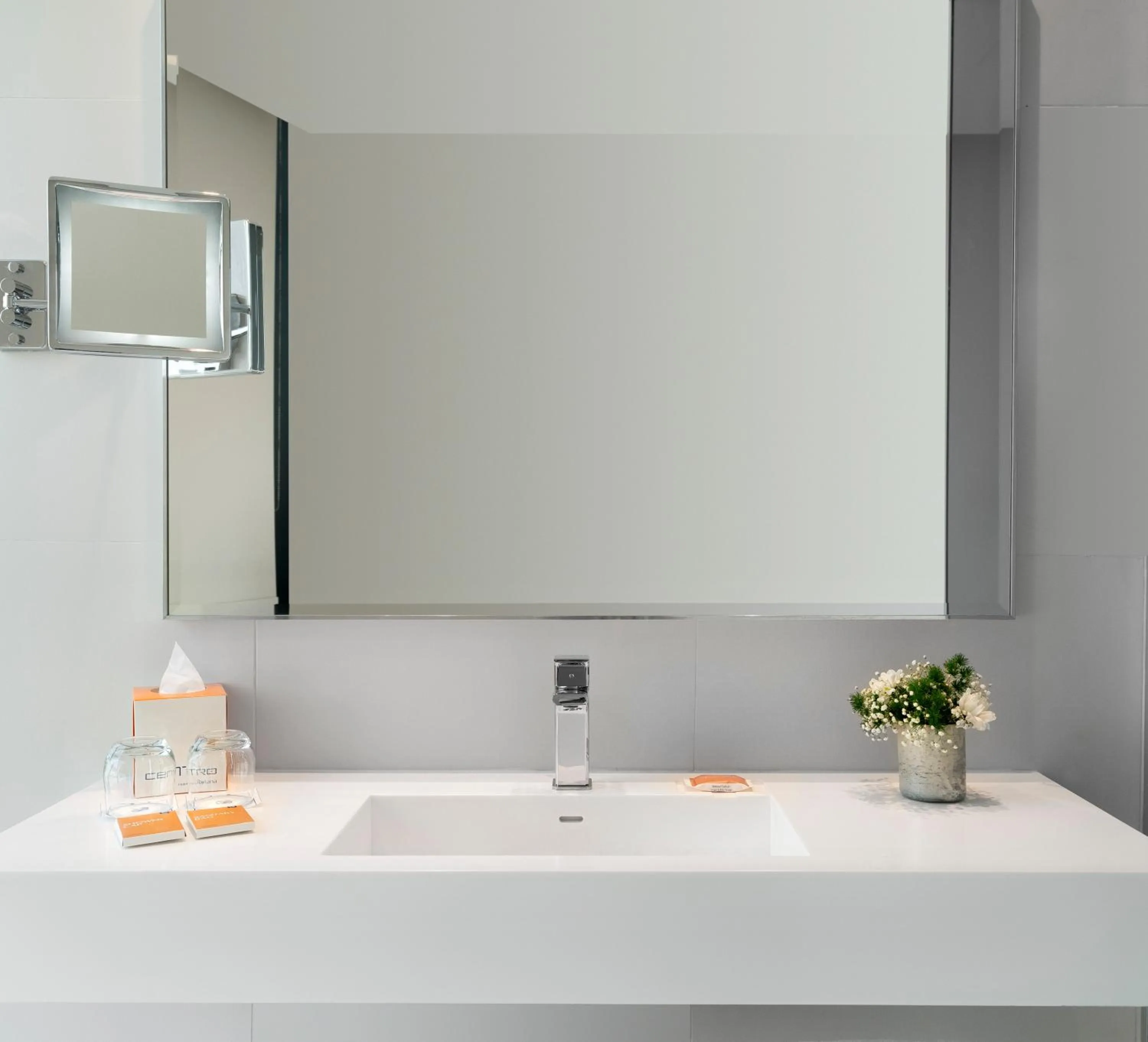 Centro Corner Suite in Centro Westside by Rotana