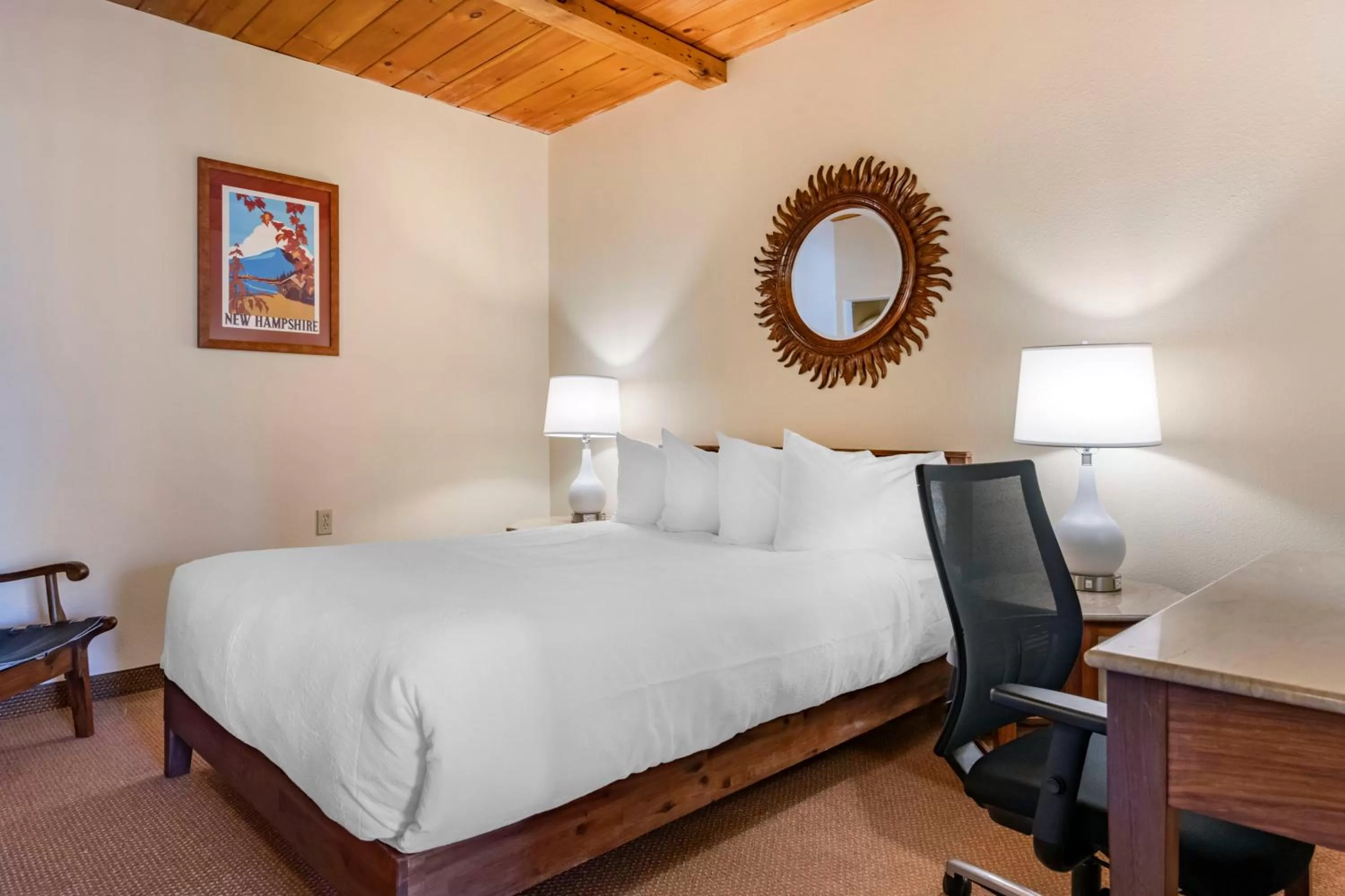 Efficiency Family Suite with Sofa-Bed - Accessible/Non Smoking in Mountain Edge Suites at Sunapee, an Ascend Collection Hotel