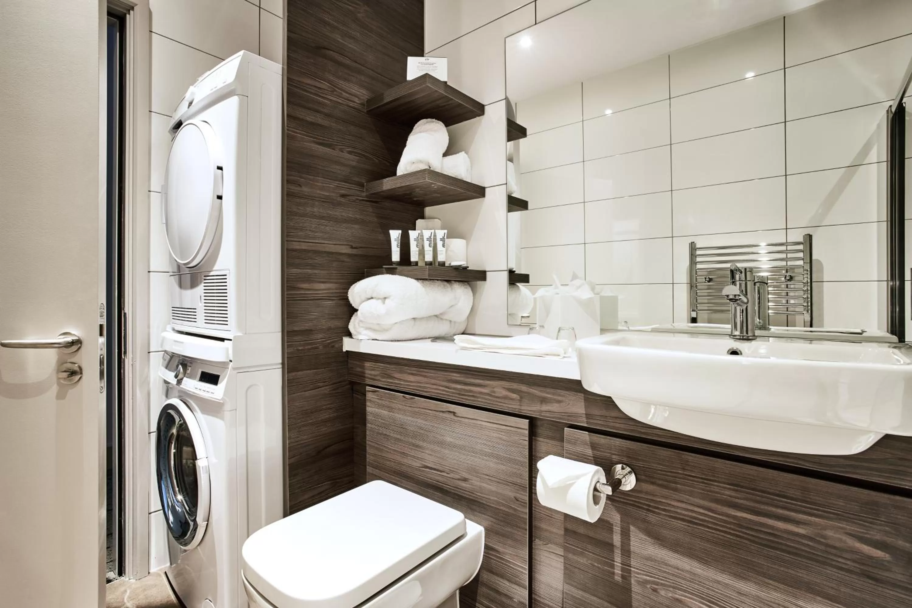 Superior Two Bed-room Apartment in Quest Liverpool City Centre